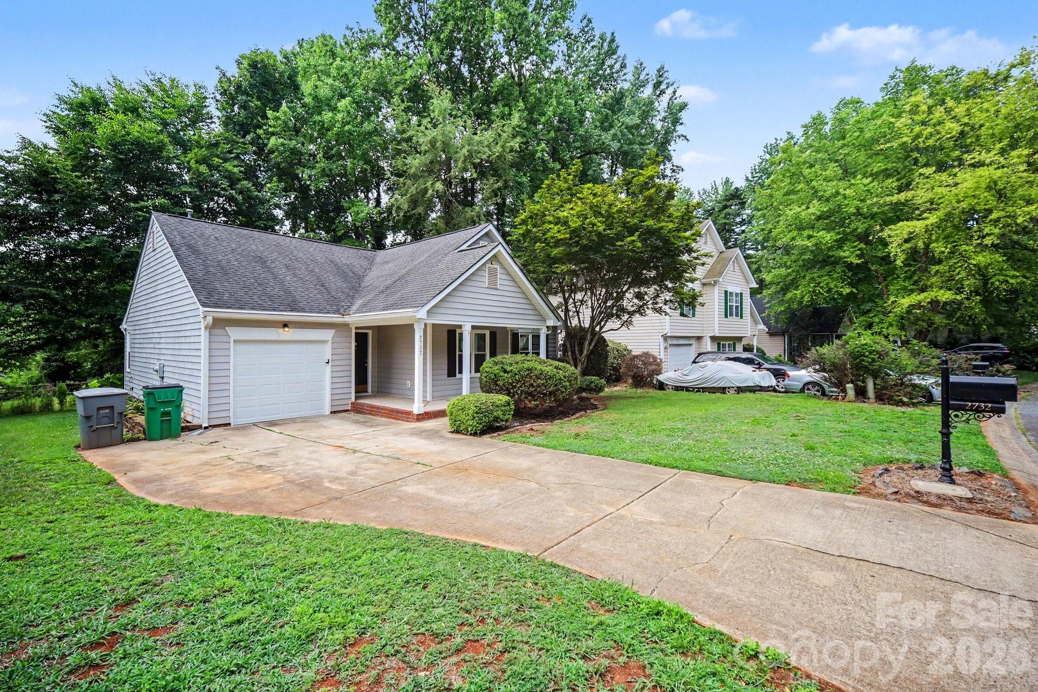 2732 Black Walnut Lane — Charlotte