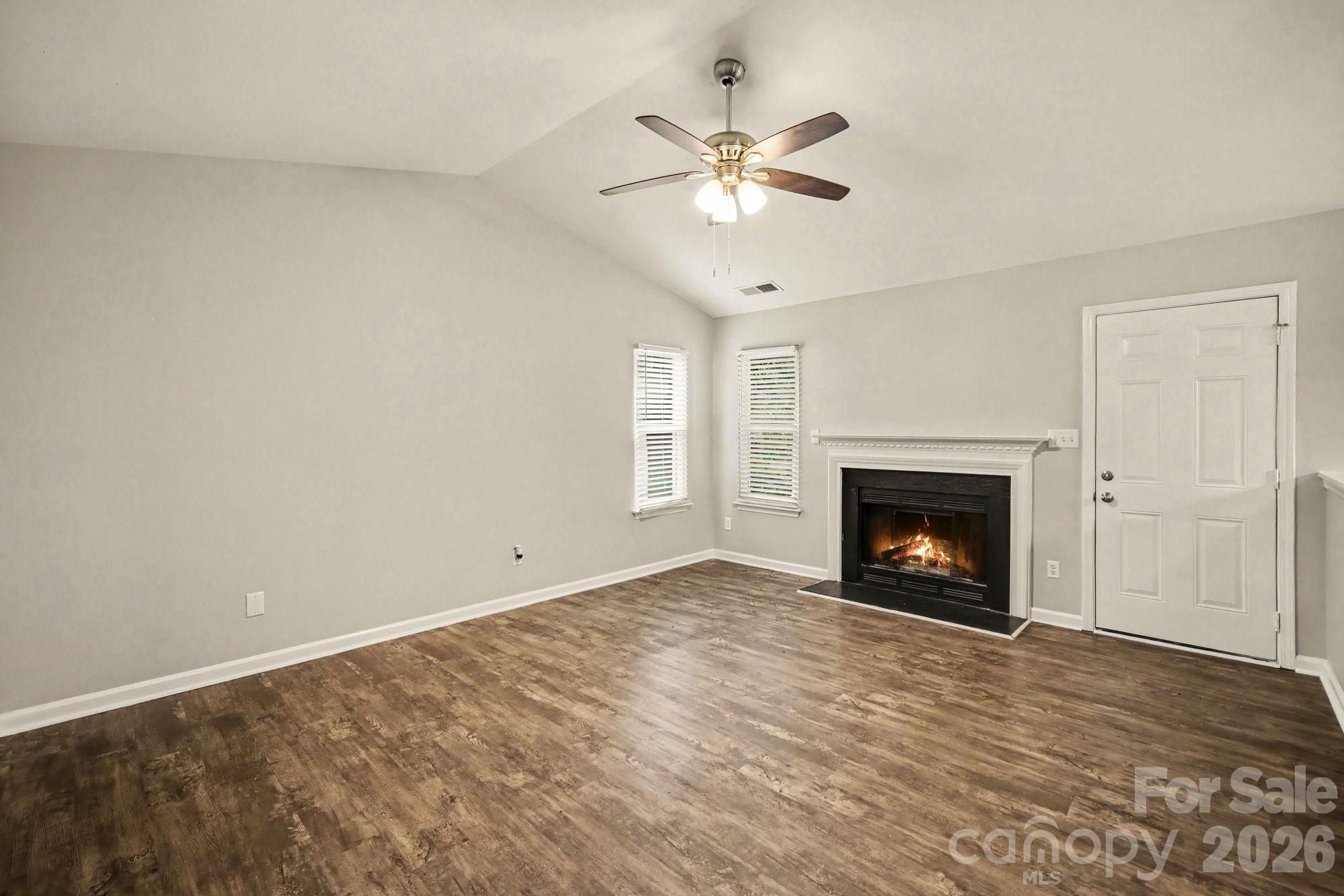 2732 Black Walnut Lane — Charlotte