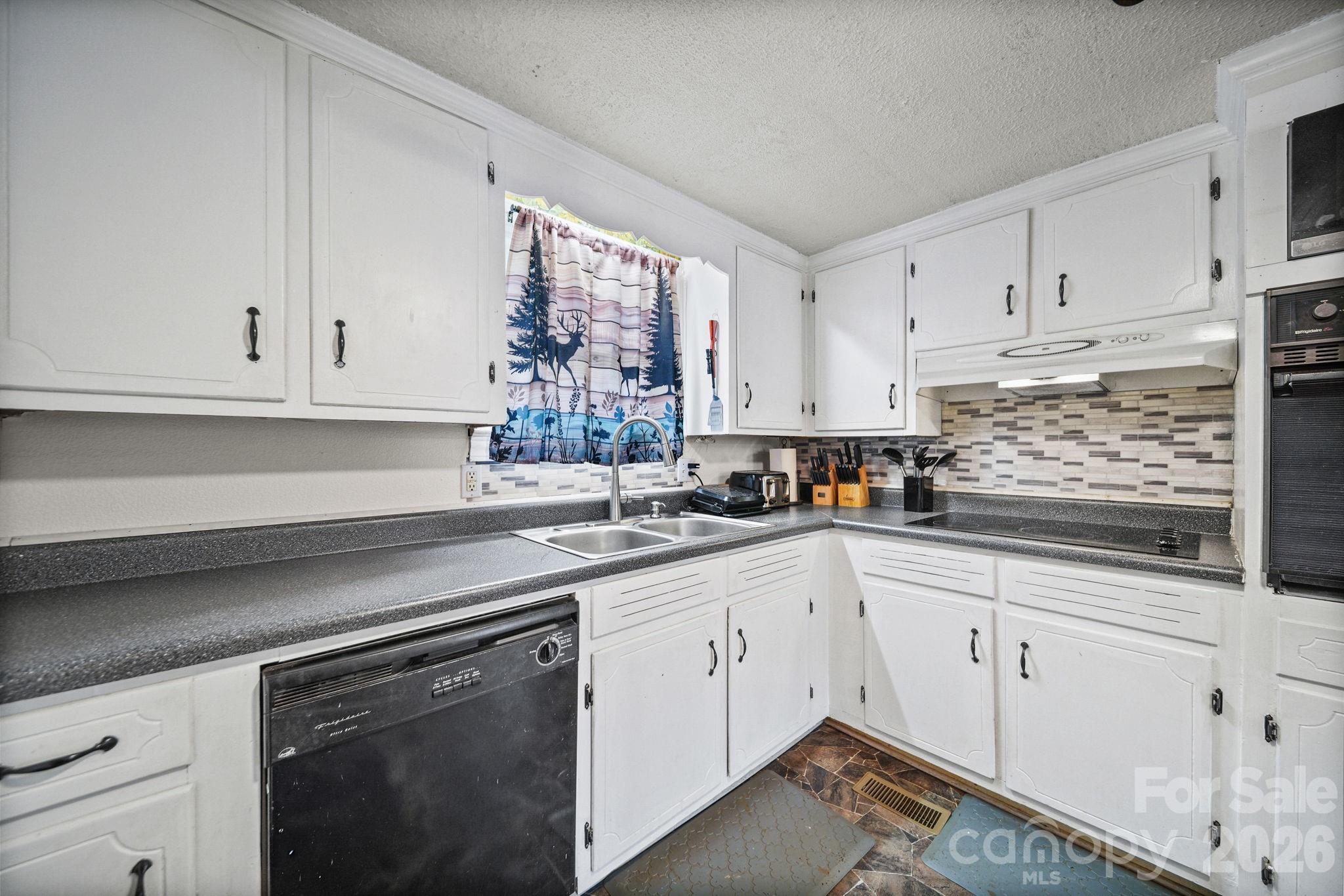 420 Bear Creek Road — Shelby