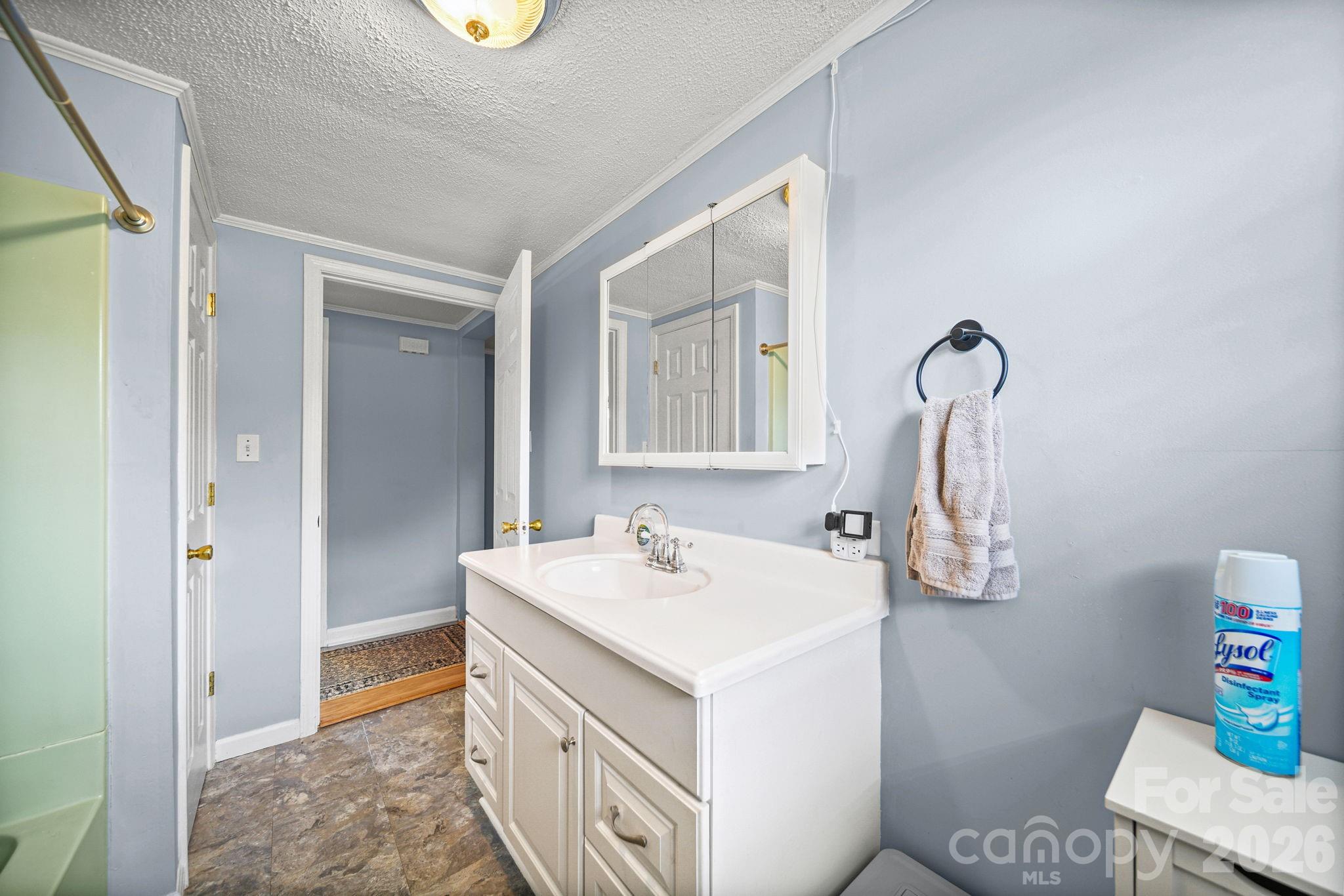 420 Bear Creek Road — Shelby