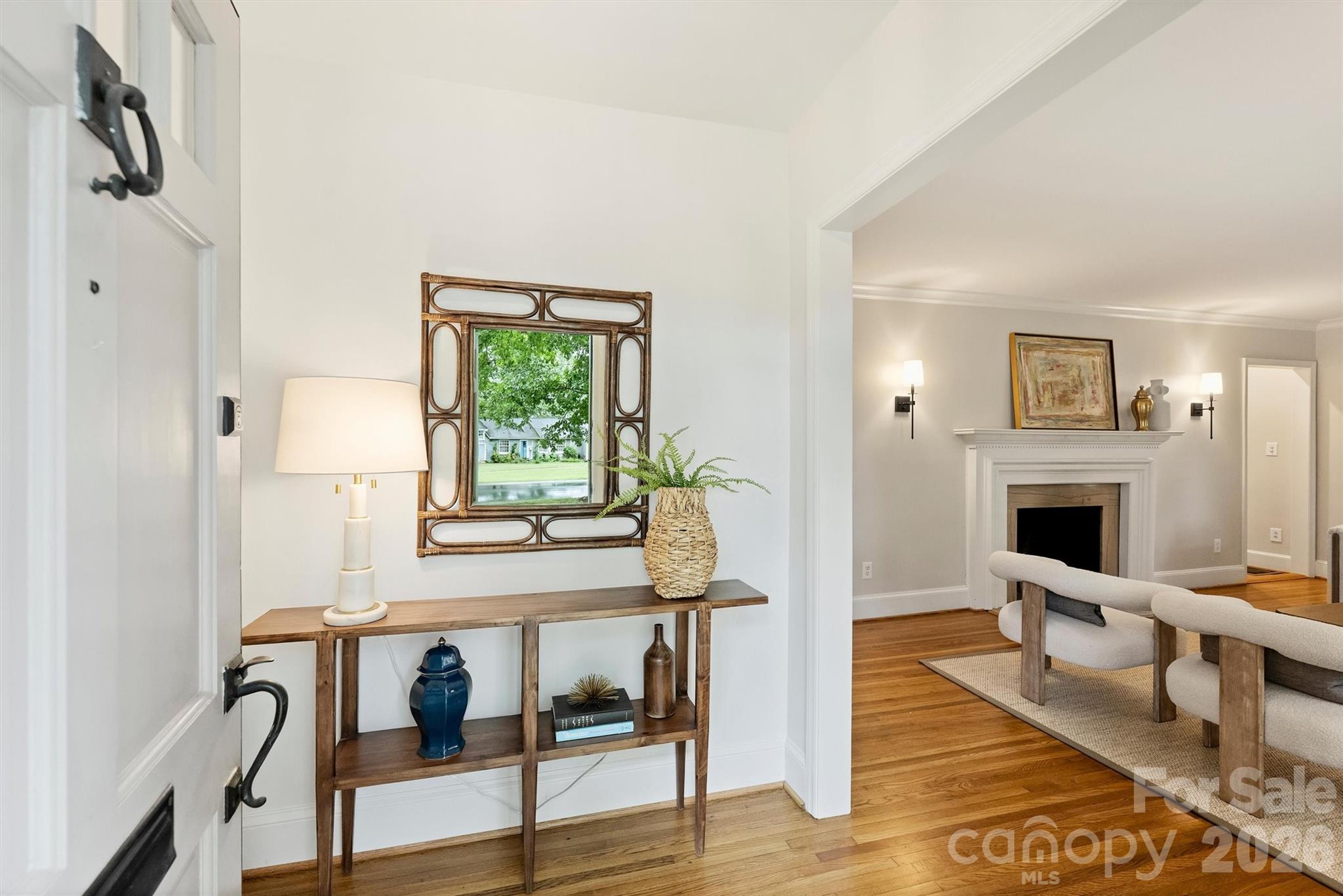 5519 Robinhood Road — Charlotte
