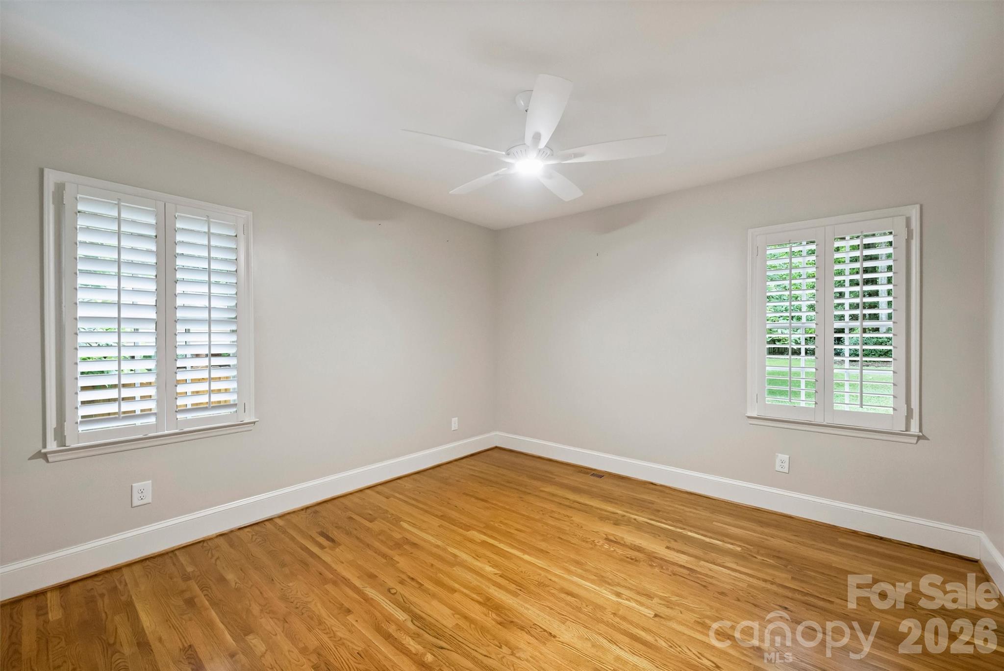 5519 Robinhood Road — Charlotte