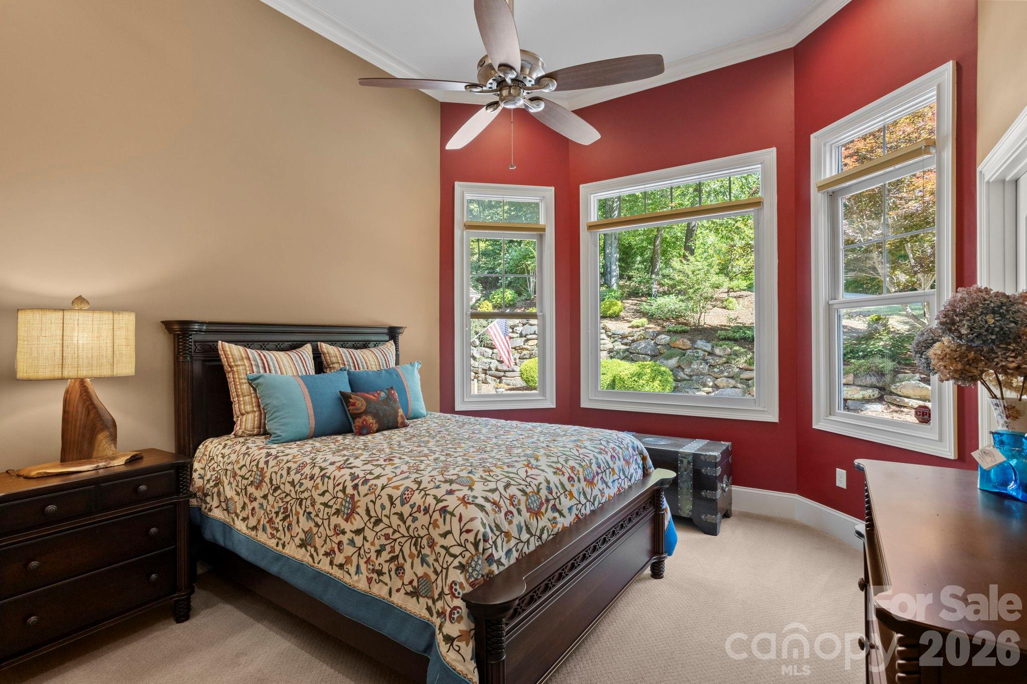 132 Pinnacle Peak Lane — Flat Rock