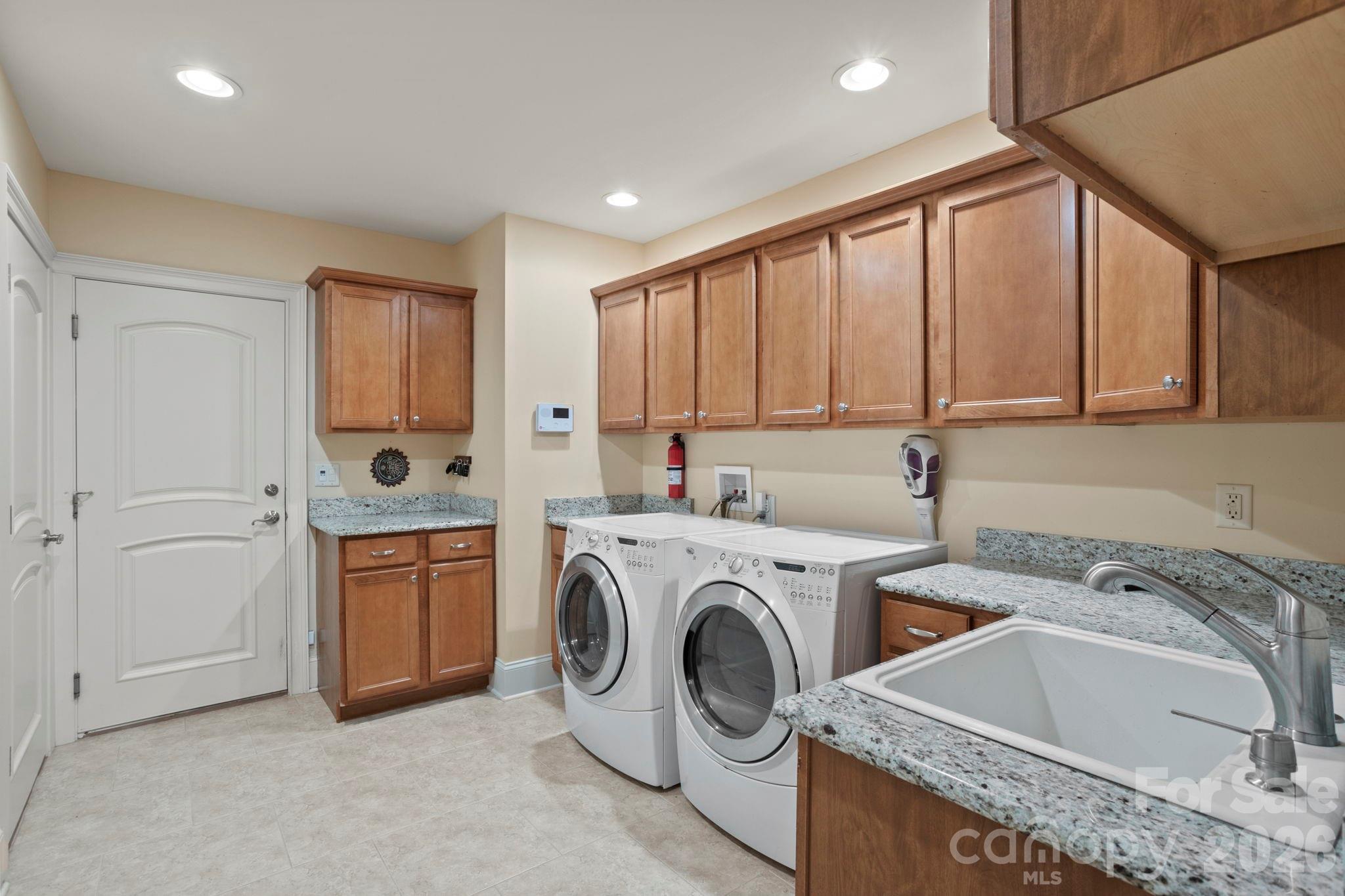 132 Pinnacle Peak Lane — Flat Rock