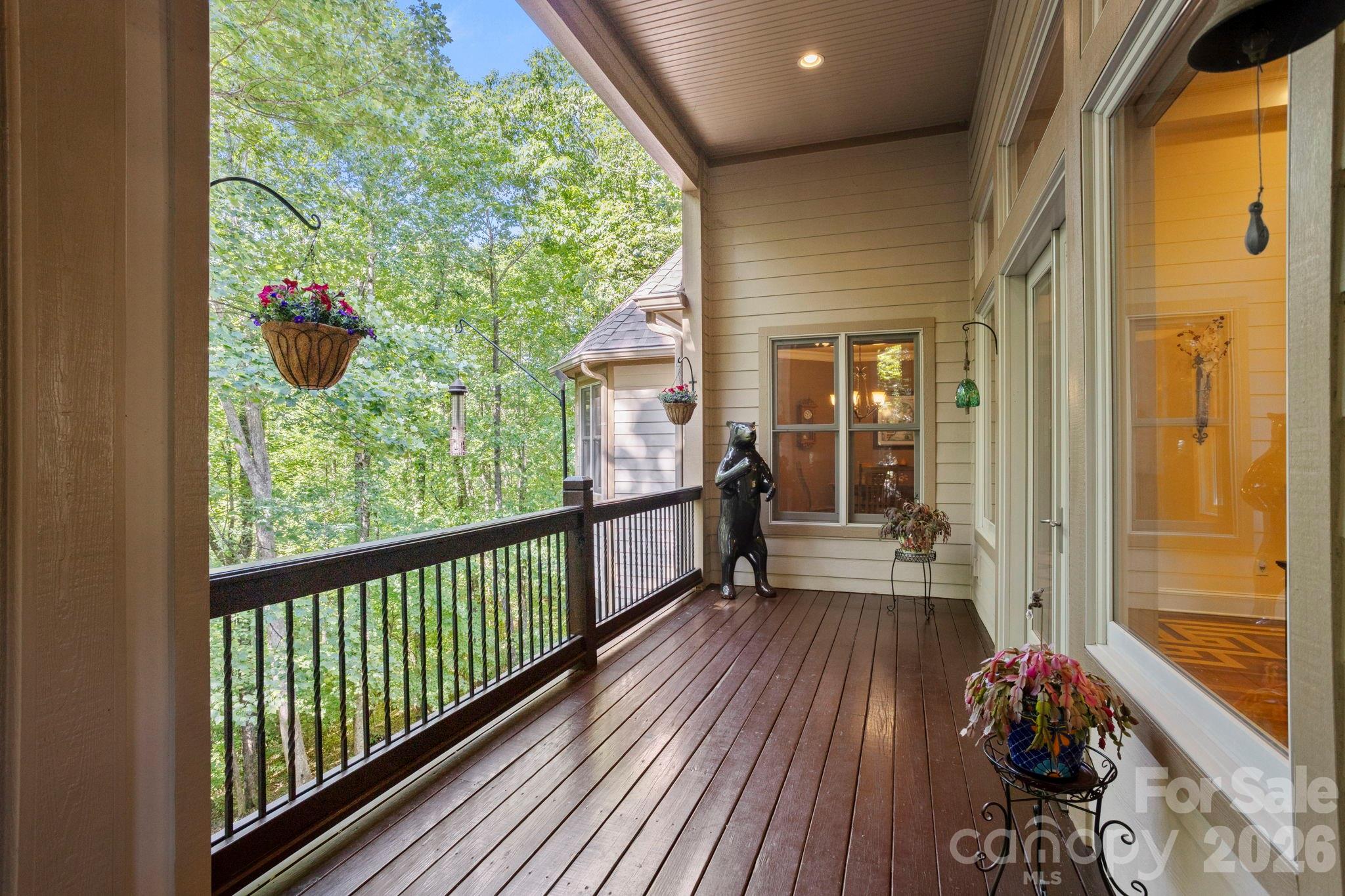 132 Pinnacle Peak Lane — Flat Rock