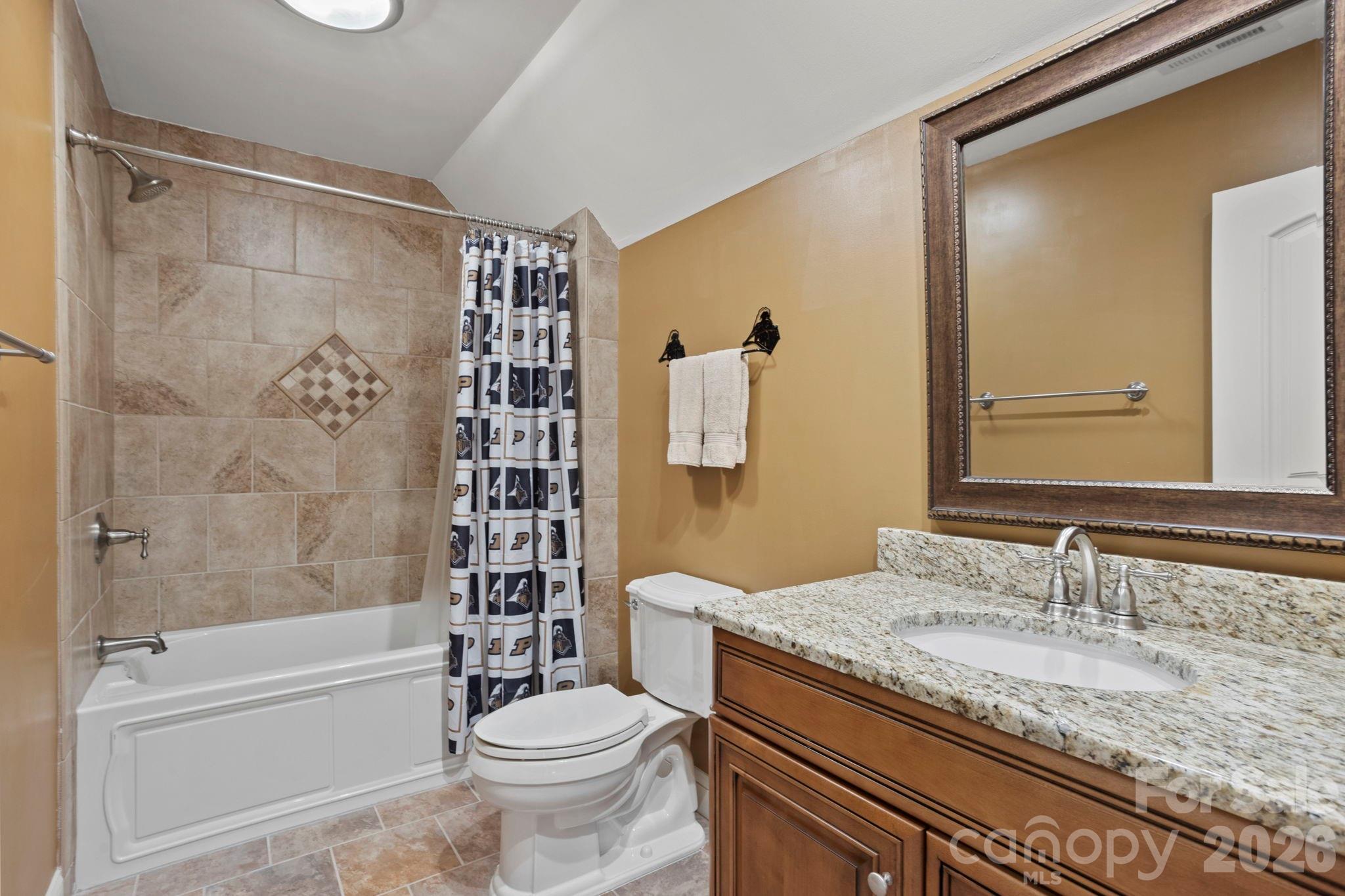 132 Pinnacle Peak Lane — Flat Rock