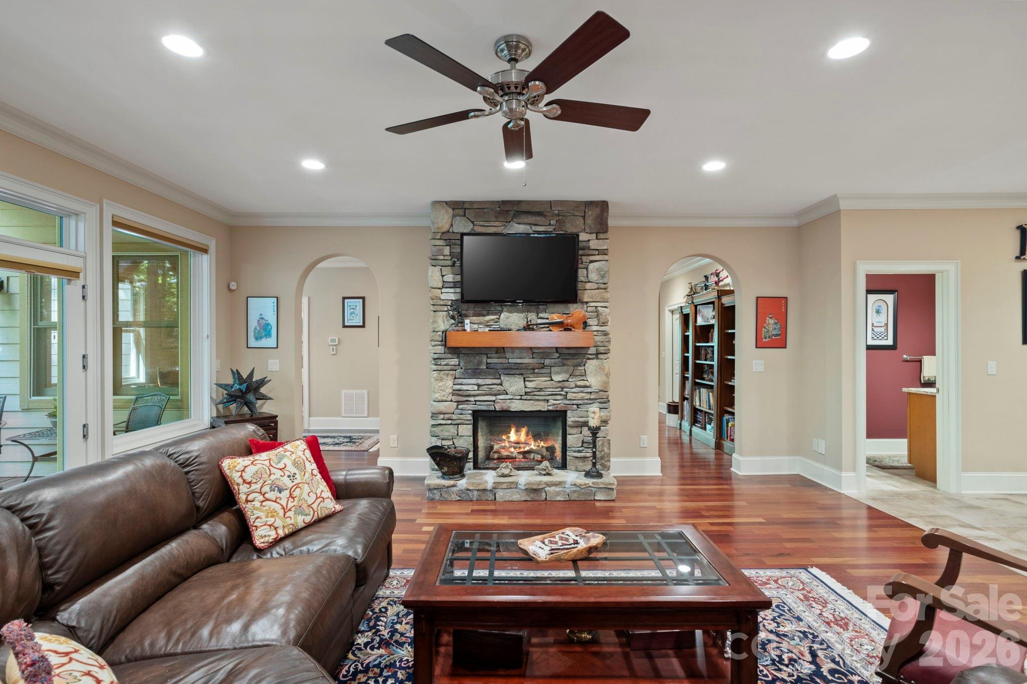 132 Pinnacle Peak Lane — Flat Rock