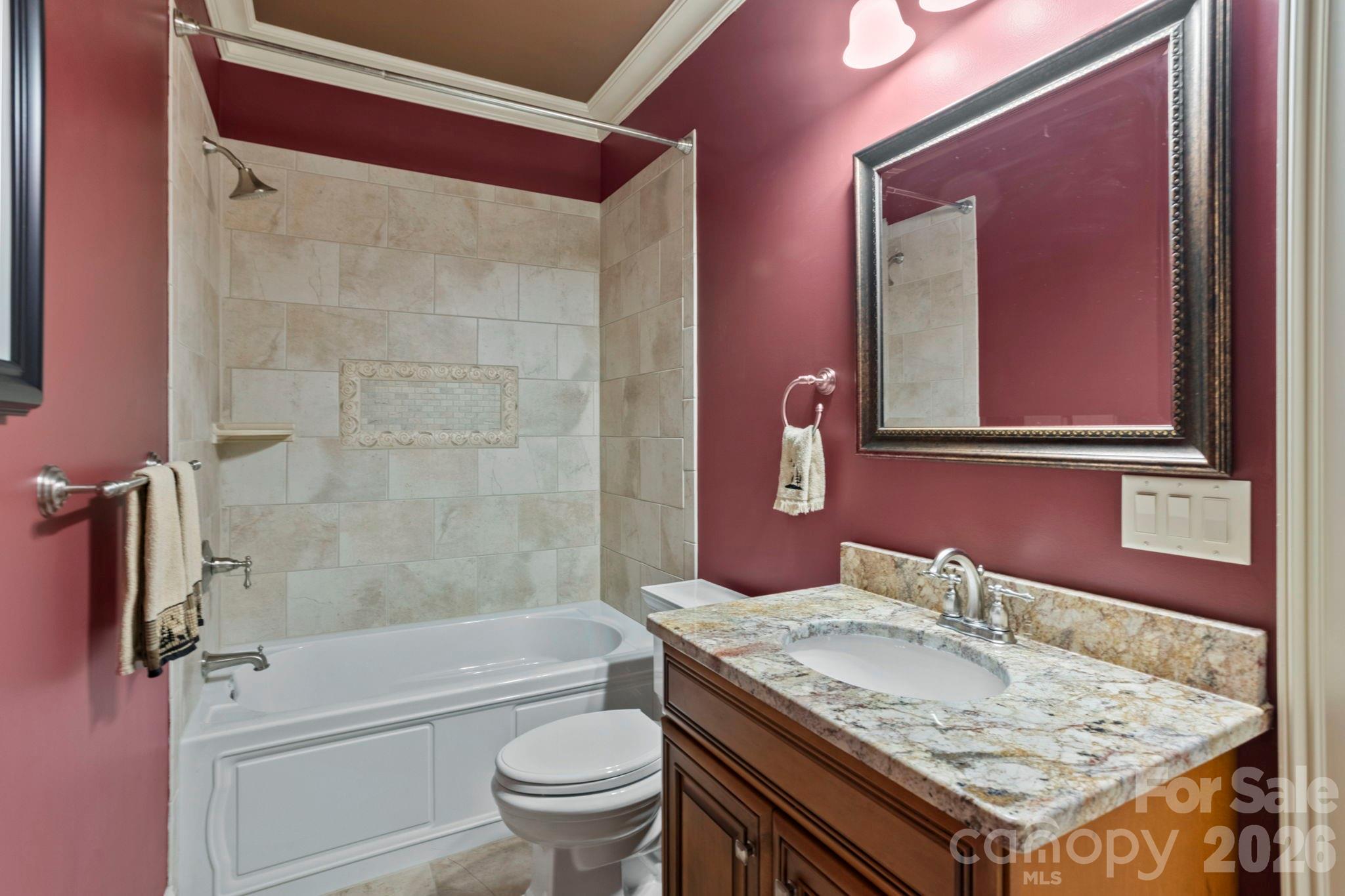 132 Pinnacle Peak Lane — Flat Rock
