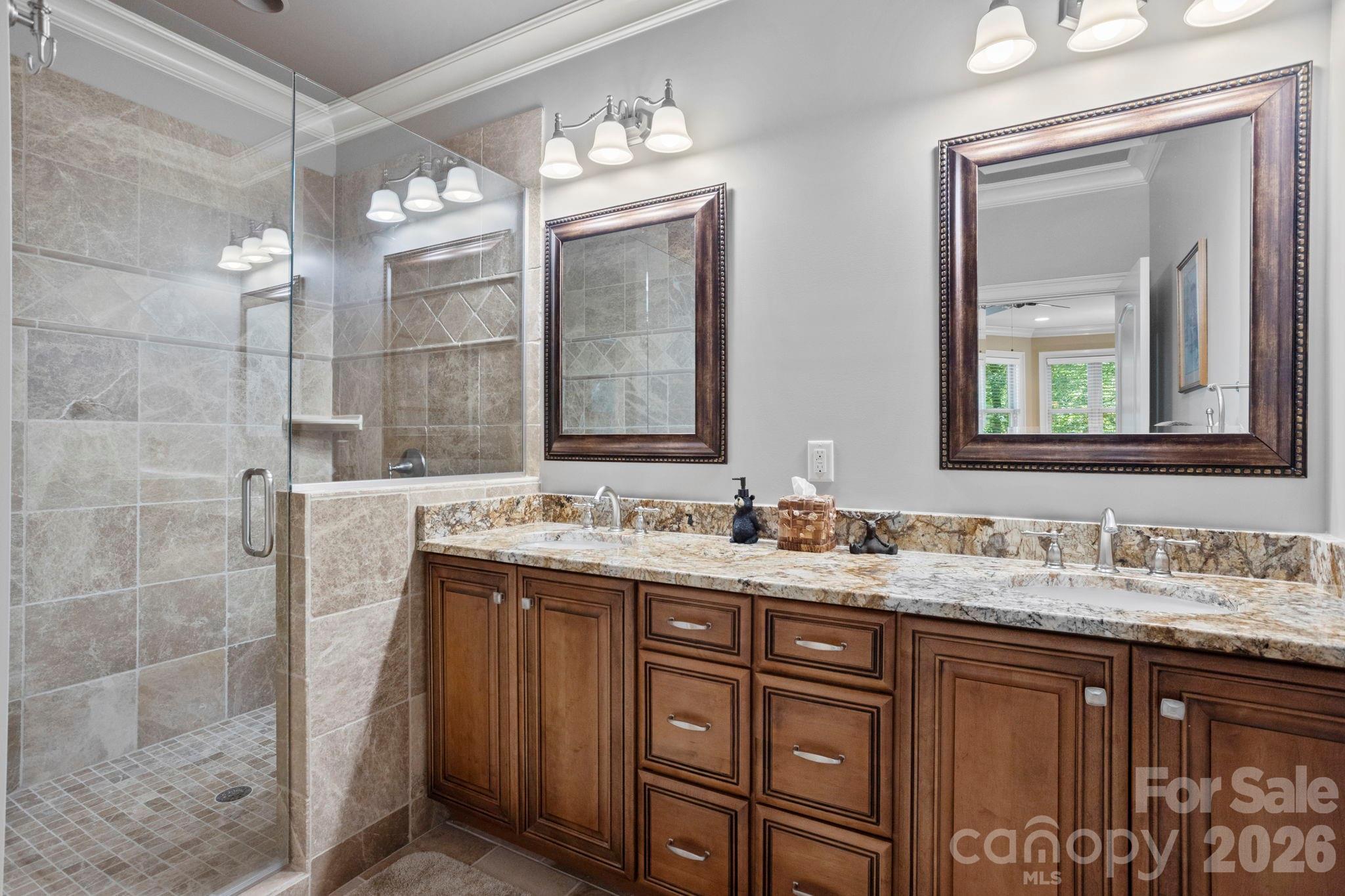 132 Pinnacle Peak Lane — Flat Rock