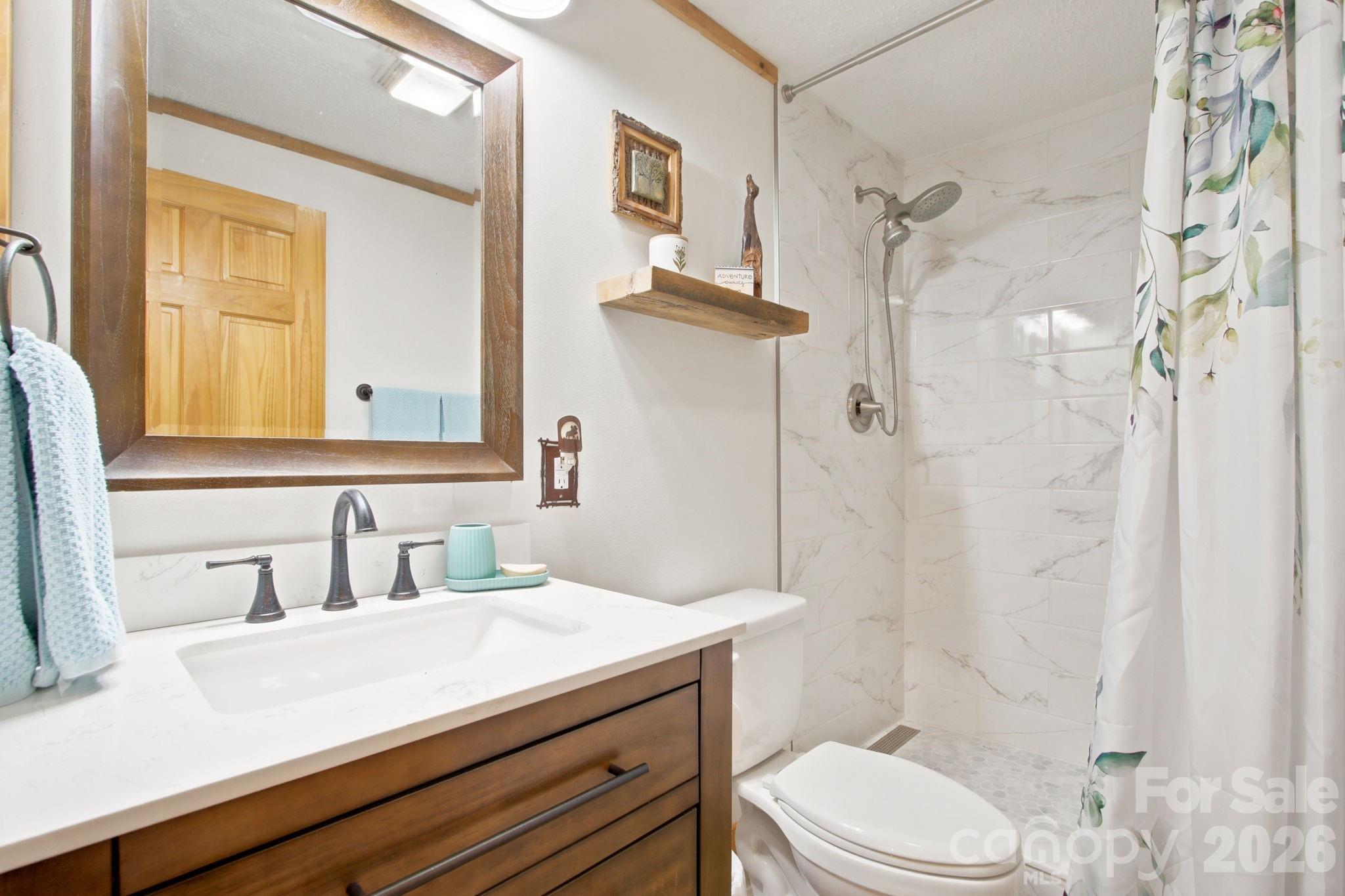 176 Ravens View — Boone