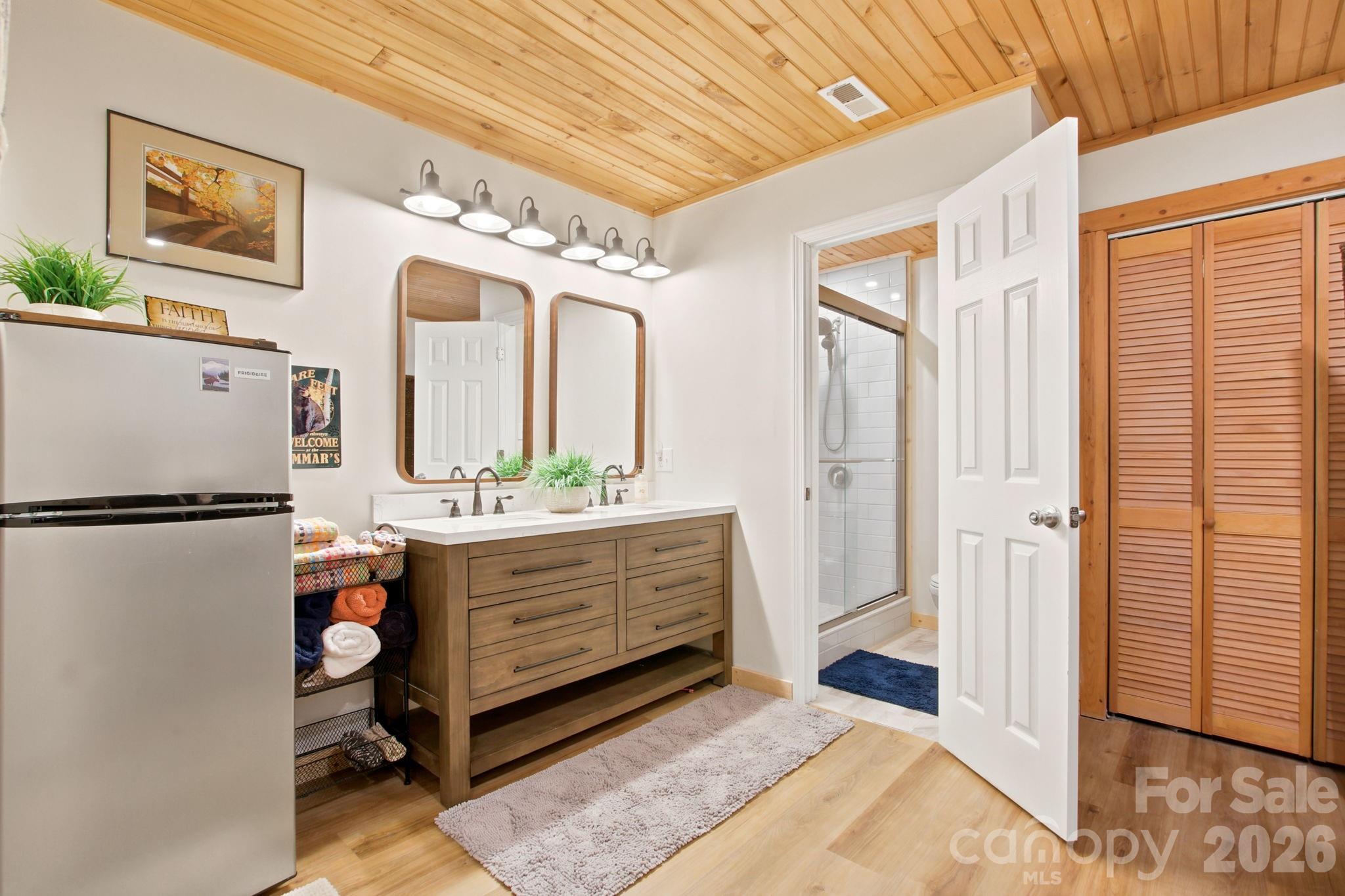 176 Ravens View — Boone