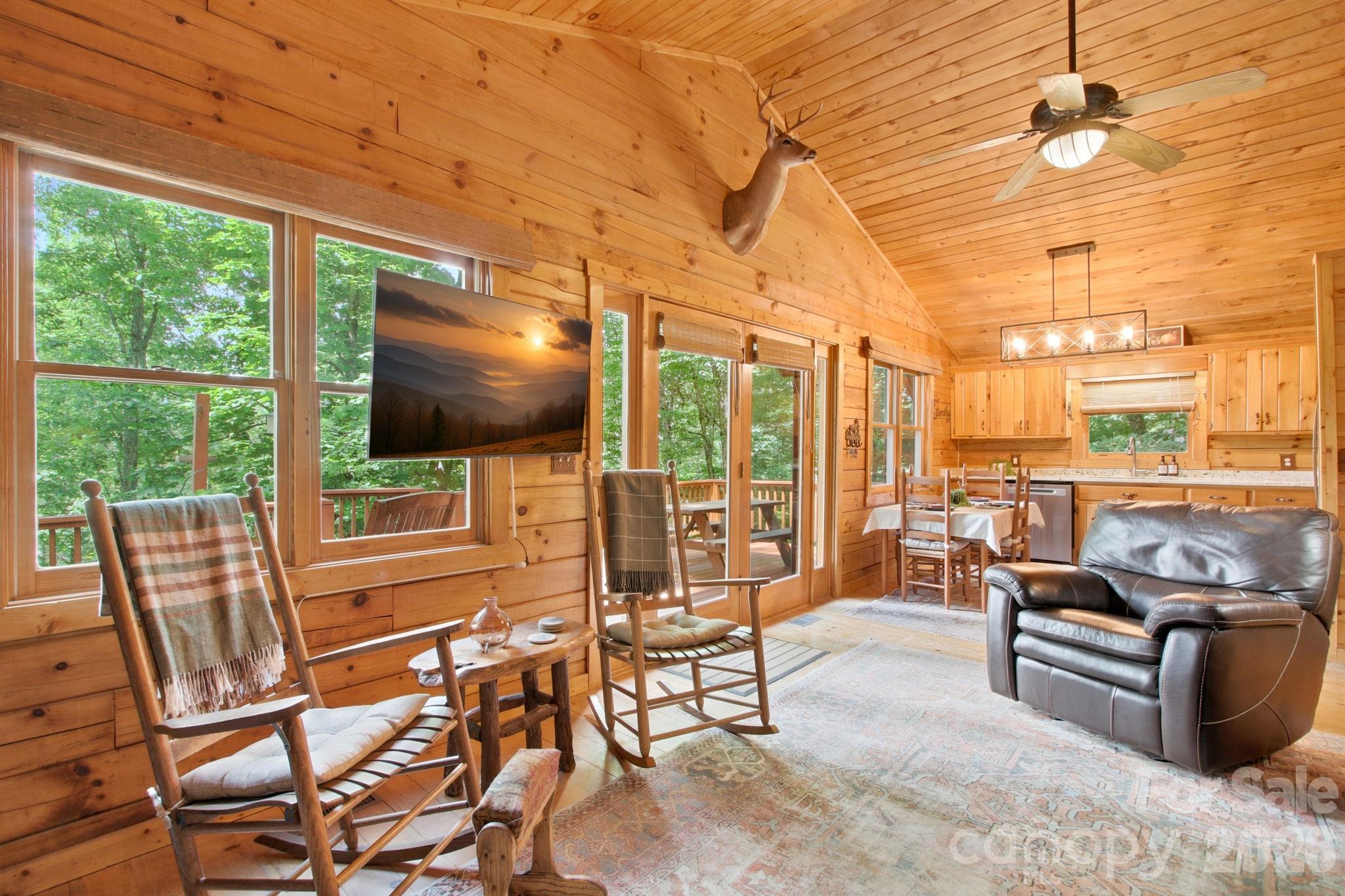 176 Ravens View — Boone