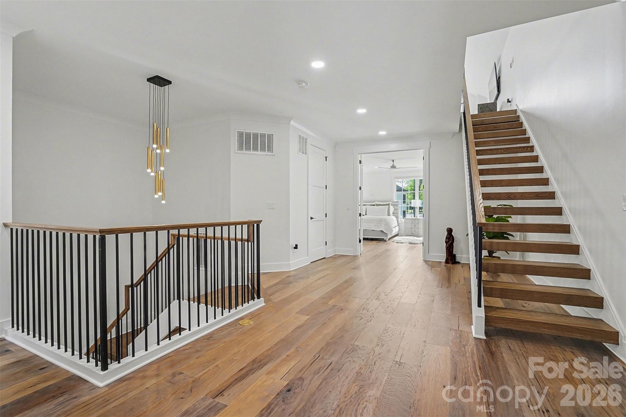915 Laurel Creek Lane — Charlotte