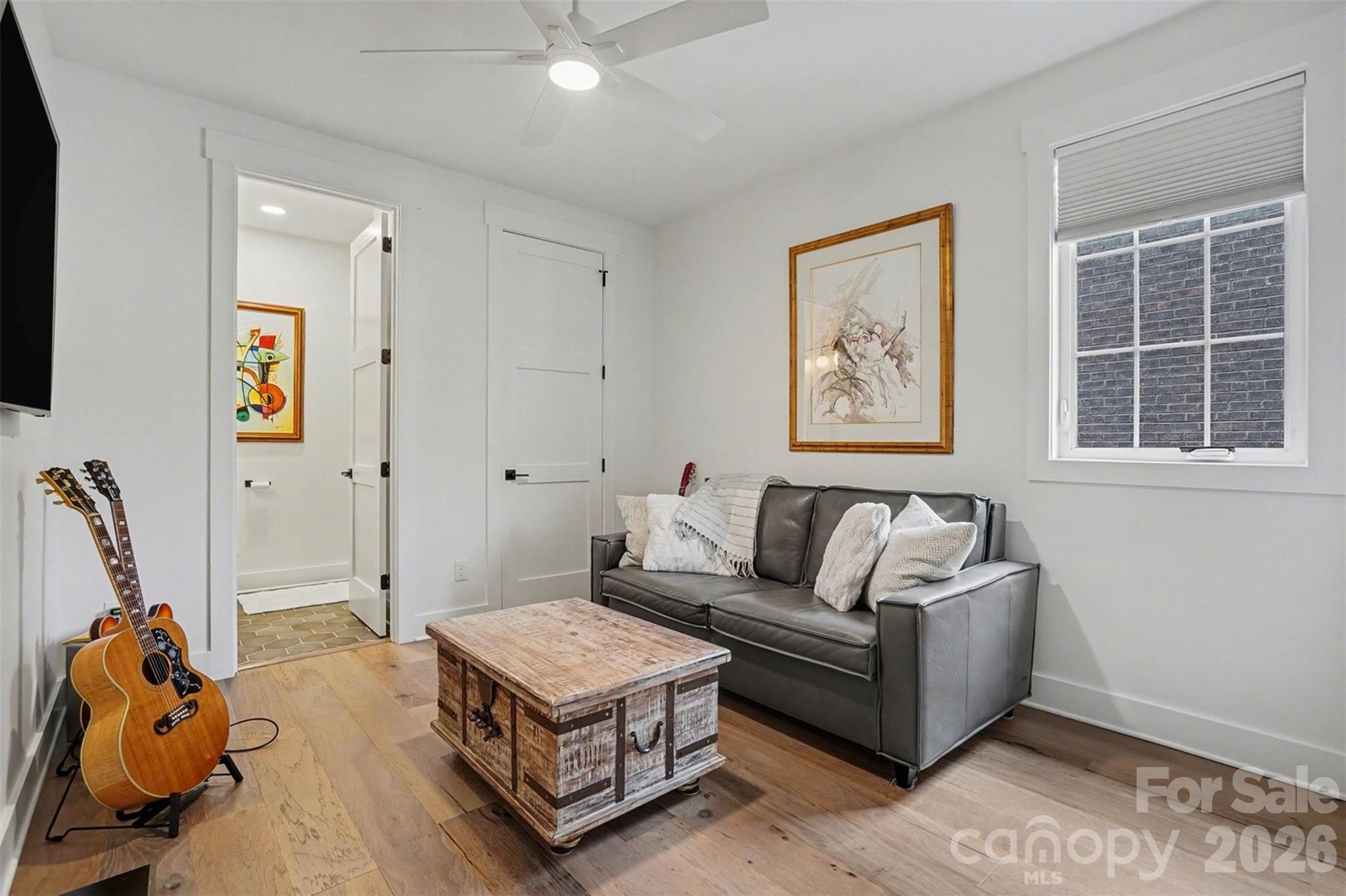 915 Laurel Creek Lane — Charlotte