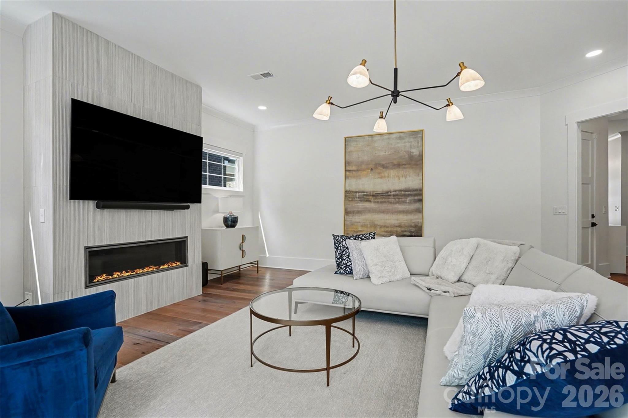 915 Laurel Creek Lane — Charlotte