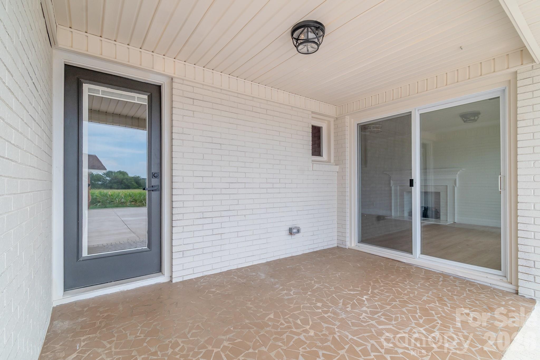 3115 Crow Road — Monroe