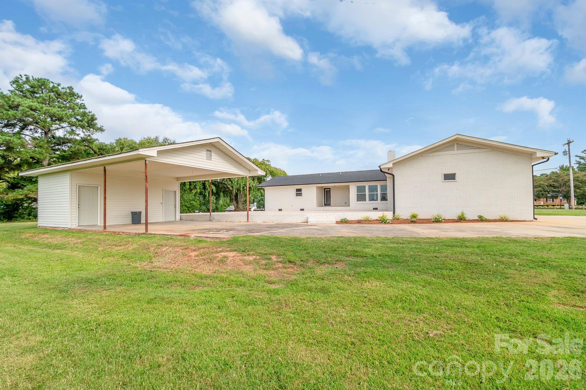 3115 Crow Road — Monroe