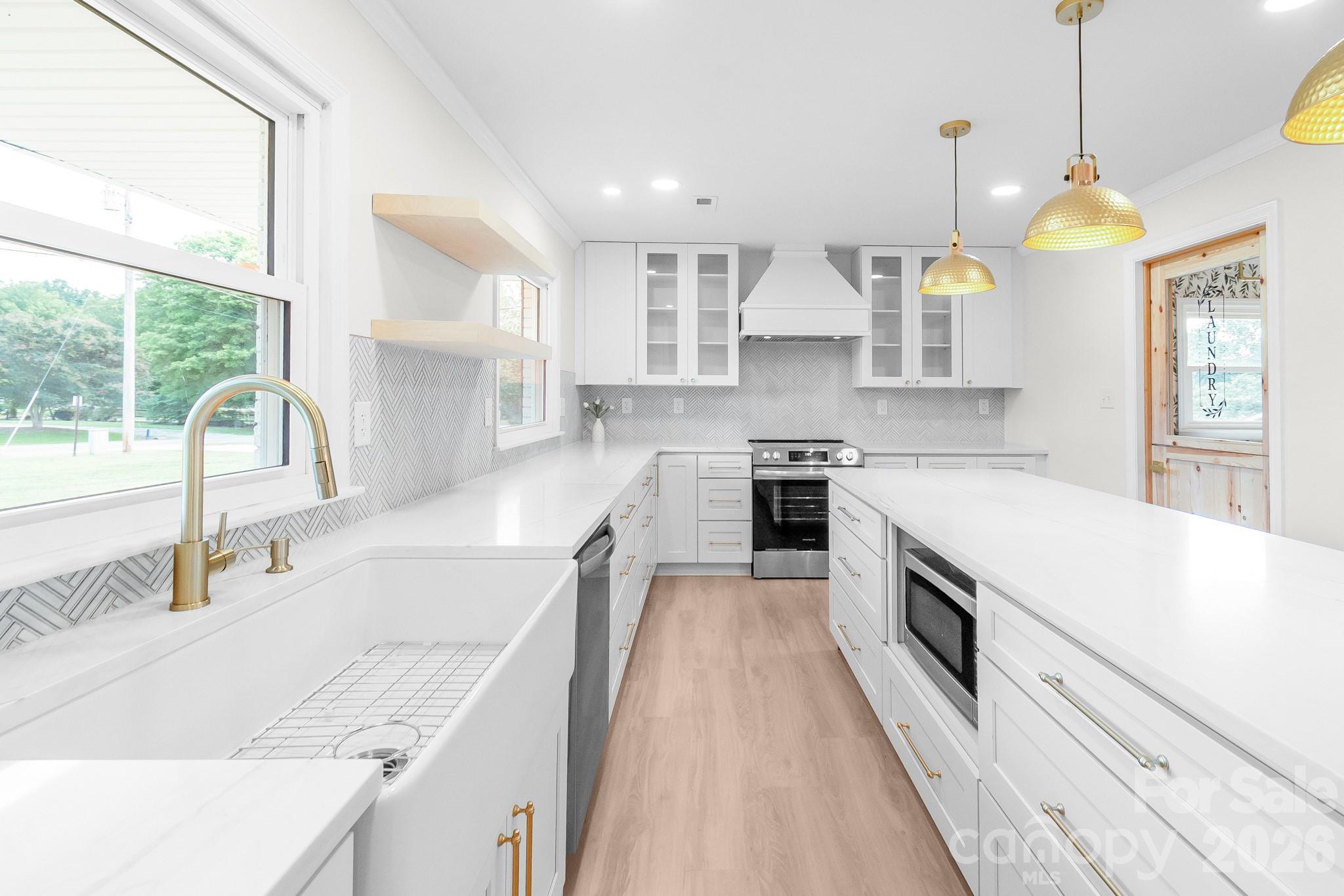 3115 Crow Road — Monroe