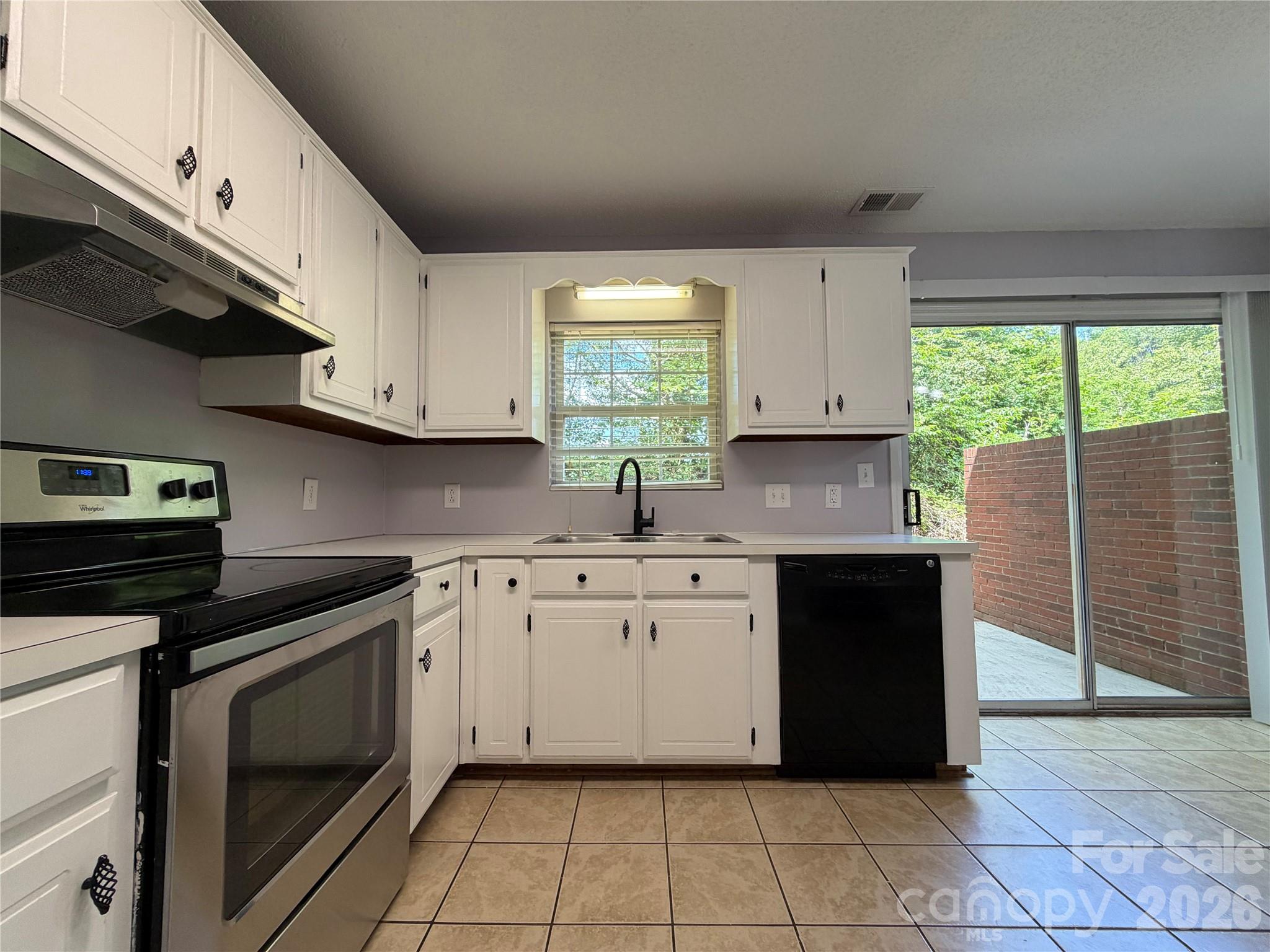 102 Brandywine Drive NE #P2 — Conover
