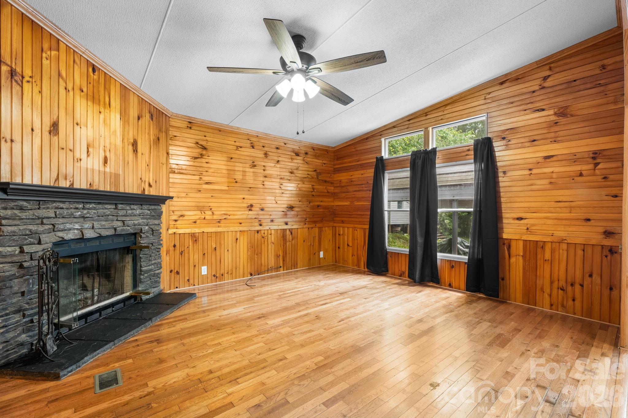 4901 Uncle Freds Place — Morganton