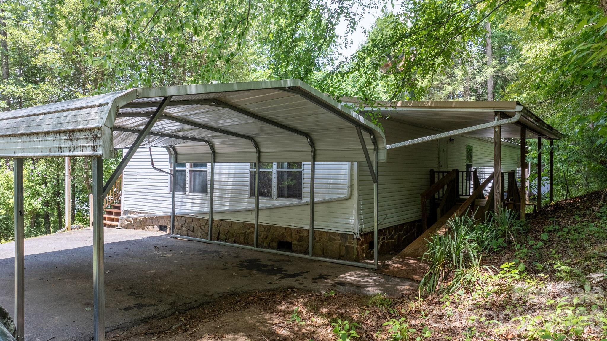 4901 Uncle Freds Place — Morganton