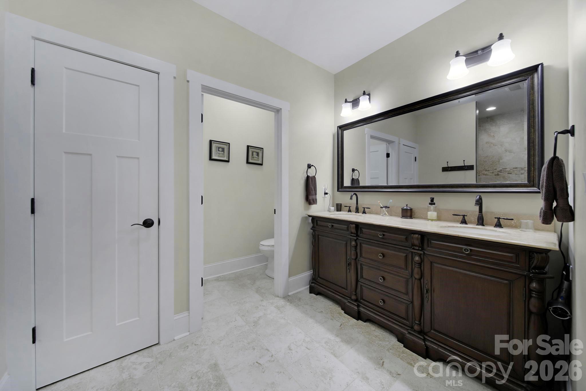 880 Shiloh Unity Road — Lancaster