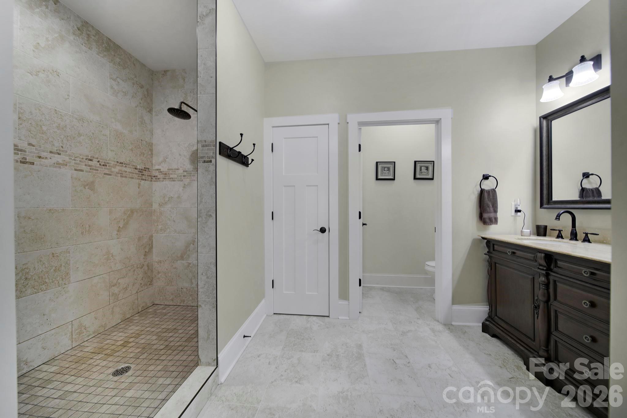 880 Shiloh Unity Road — Lancaster