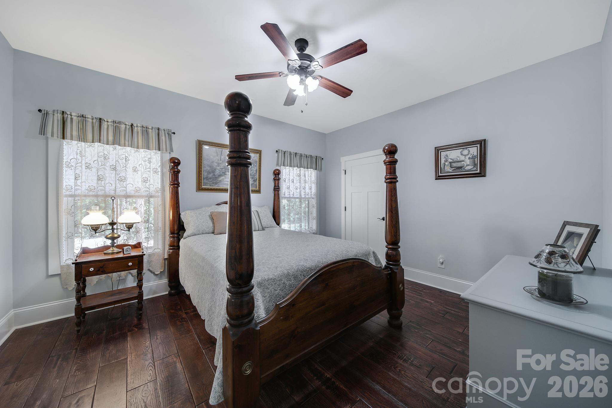 880 Shiloh Unity Road — Lancaster