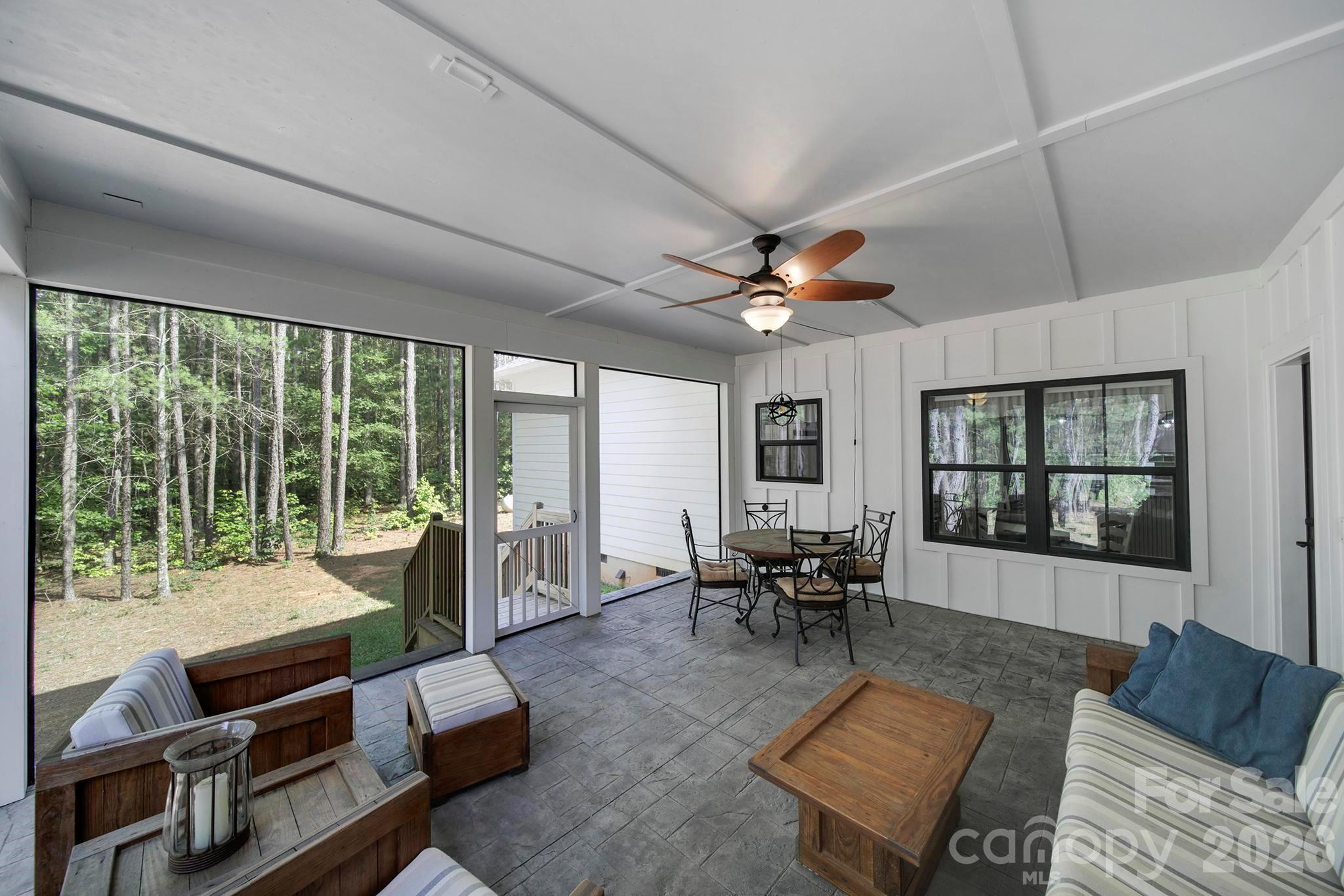 880 Shiloh Unity Road — Lancaster