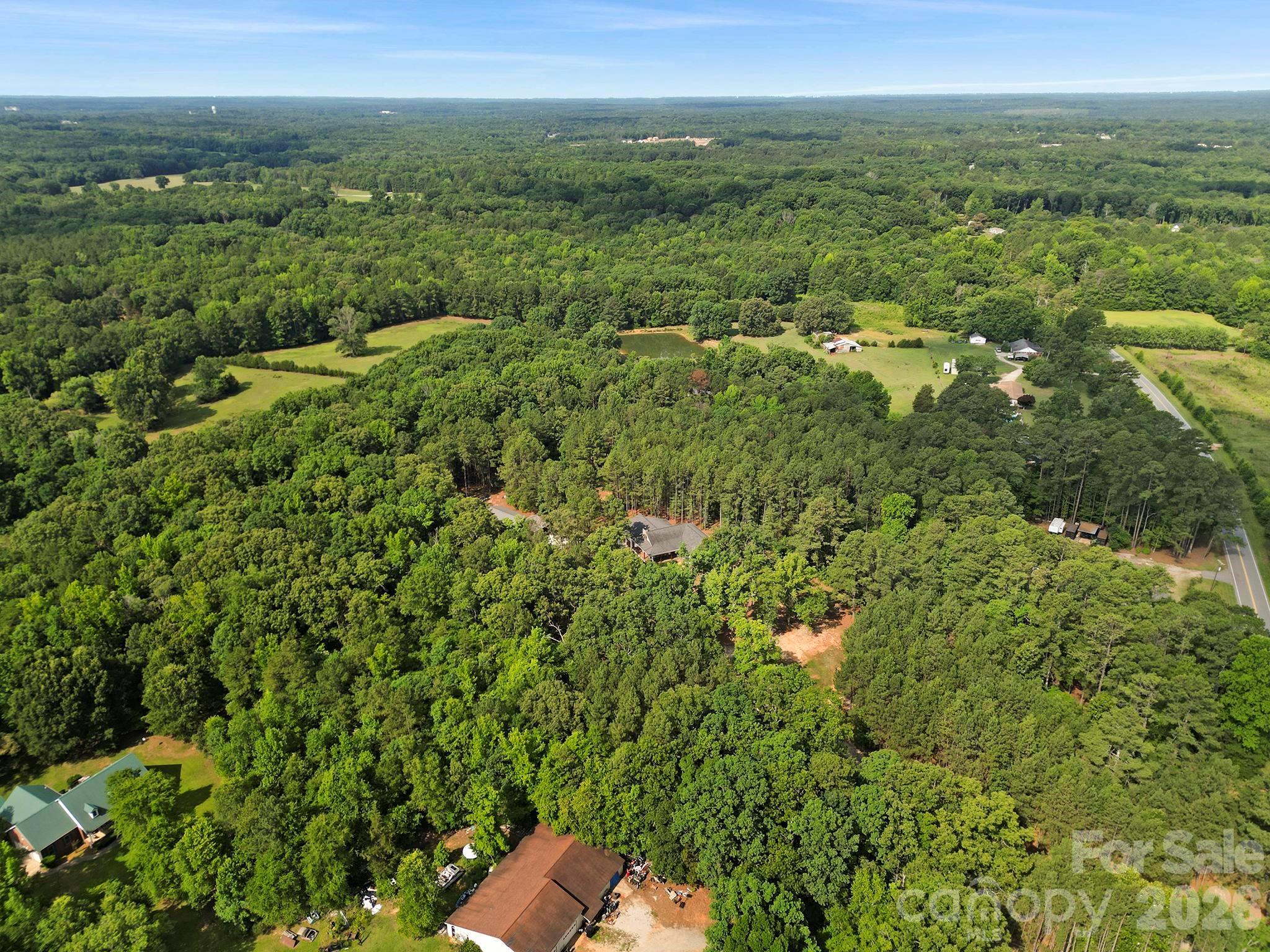 880 Shiloh Unity Road — Lancaster