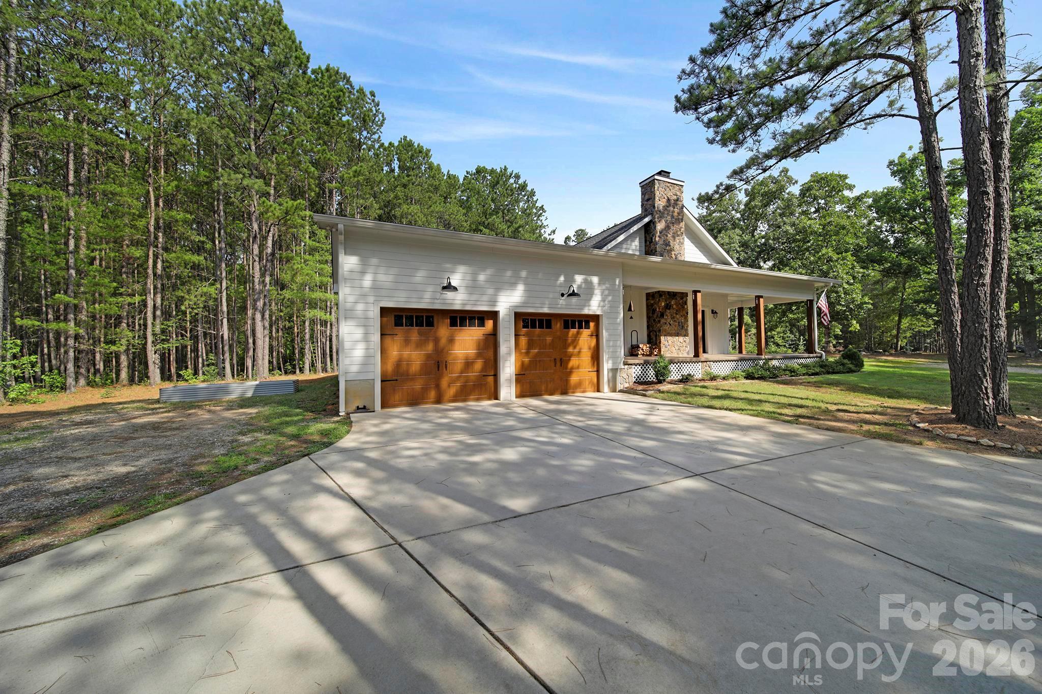 880 Shiloh Unity Road — Lancaster