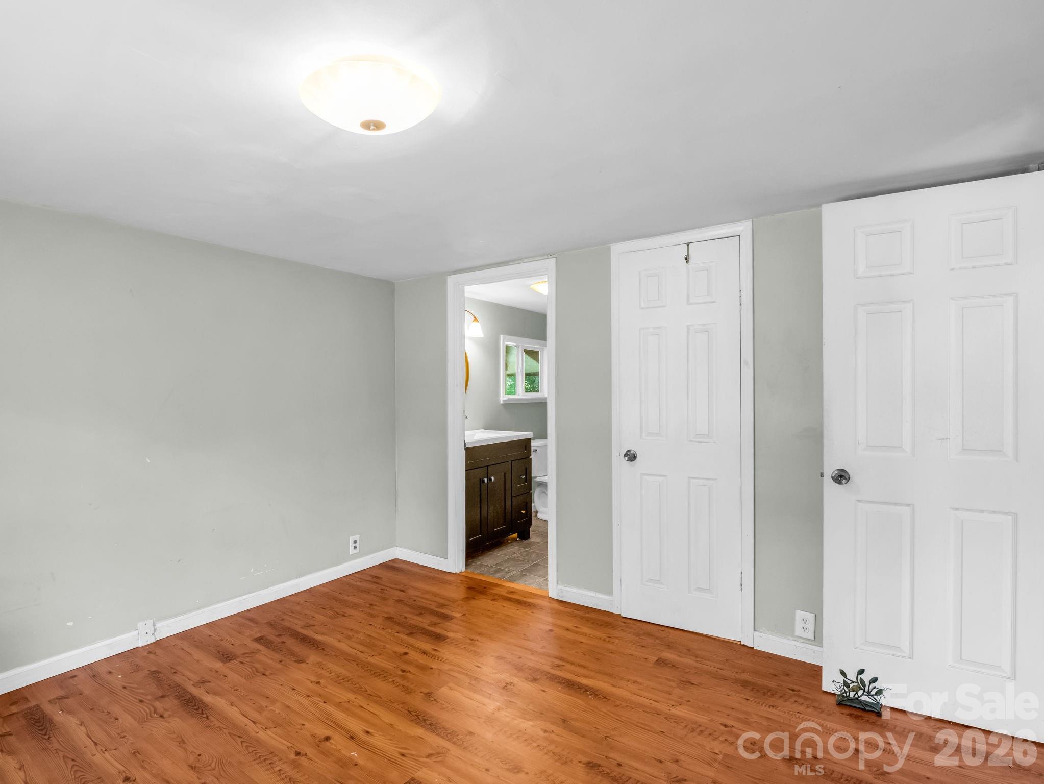11 Charlie Hill Memorial Drive — Fairview