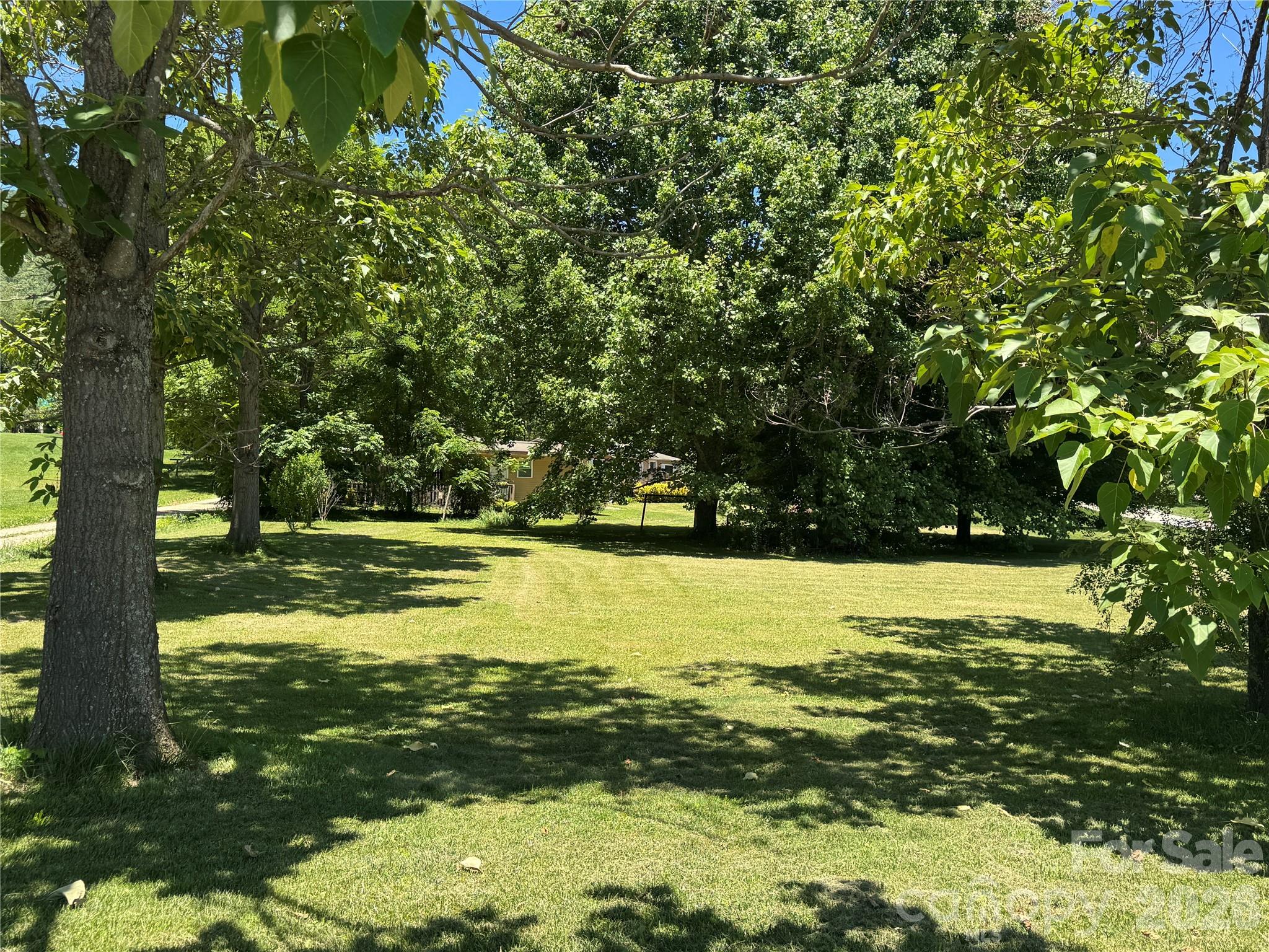 11 Charlie Hill Memorial Drive — Fairview
