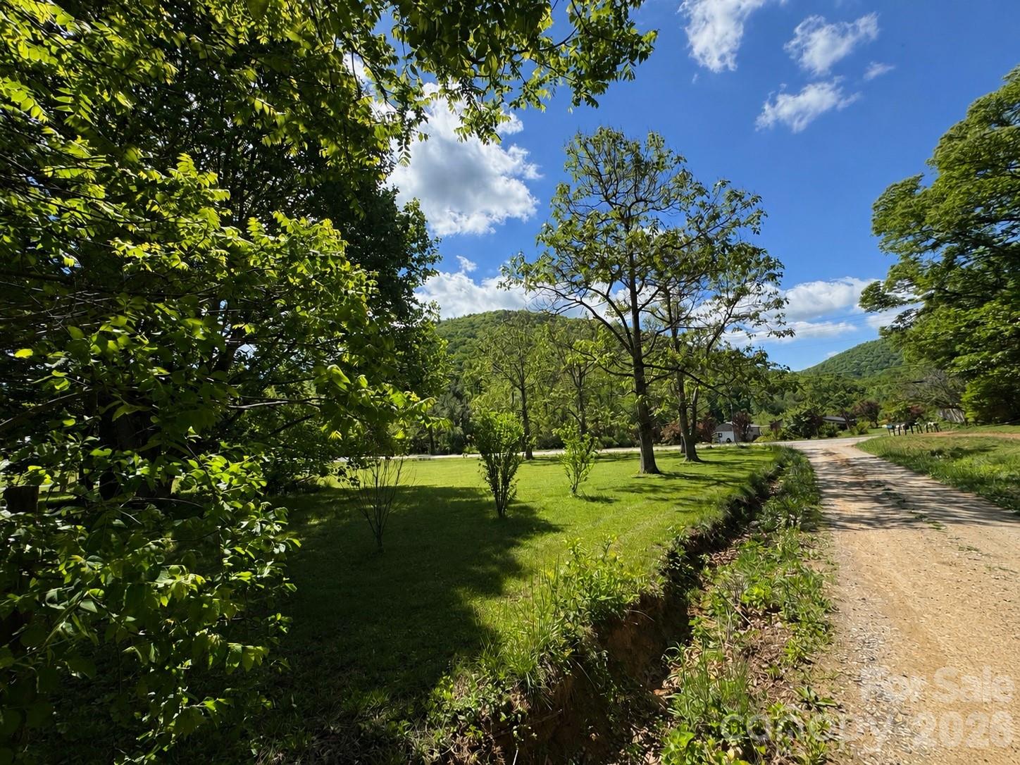 11 Charlie Hill Memorial Drive — Fairview