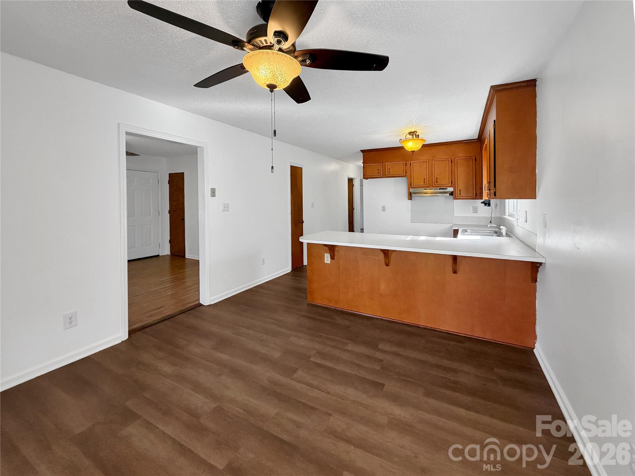 315 Southglenn Drive — Shelby