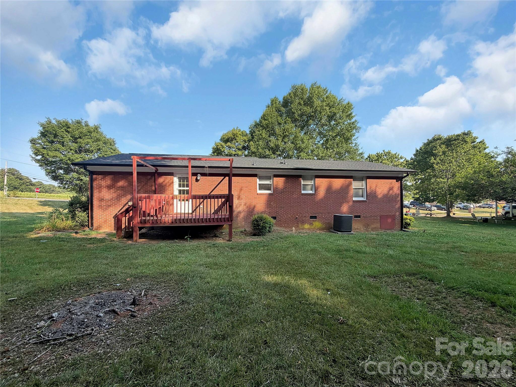 315 Southglenn Drive — Shelby