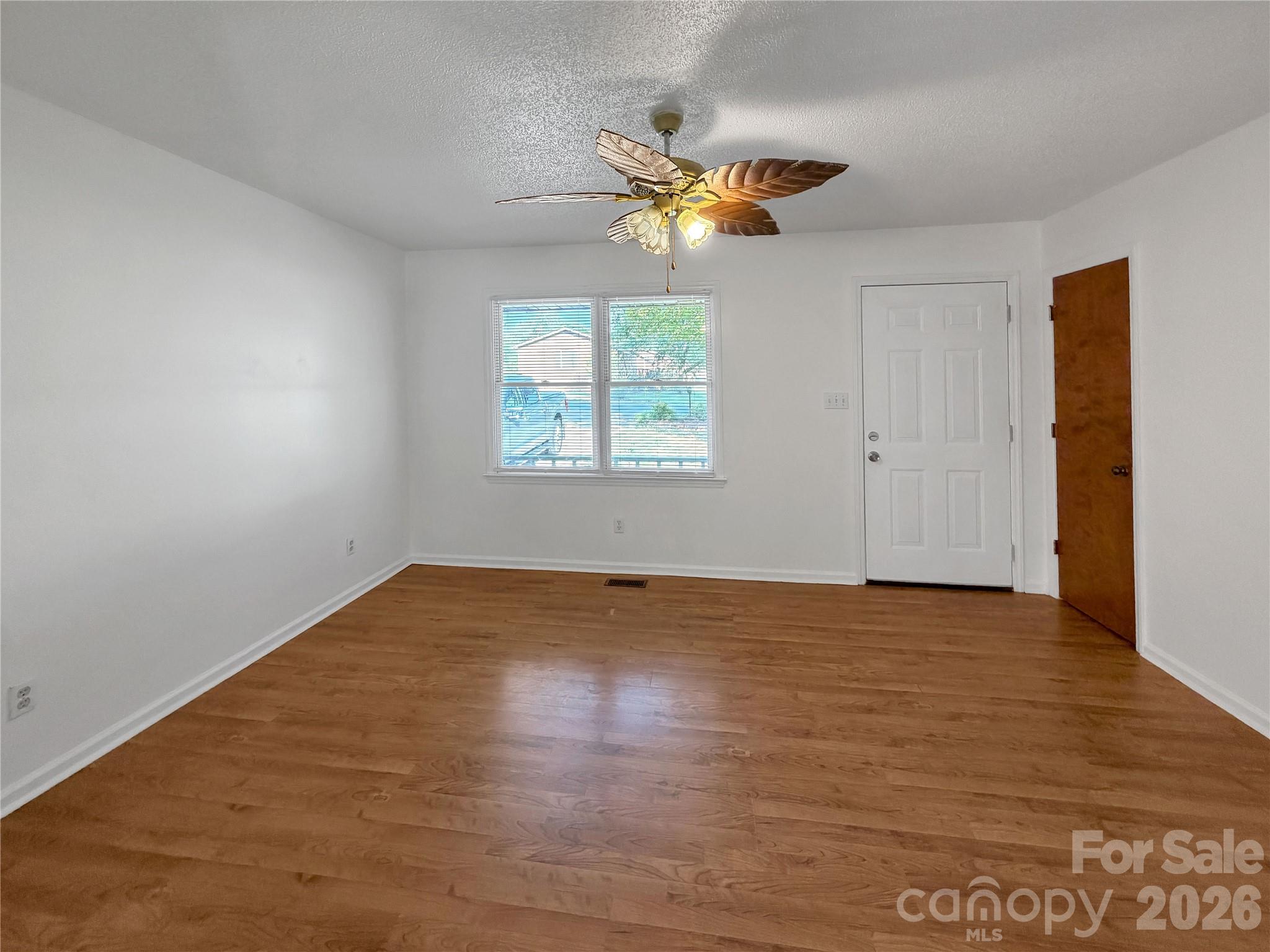 315 Southglenn Drive — Shelby
