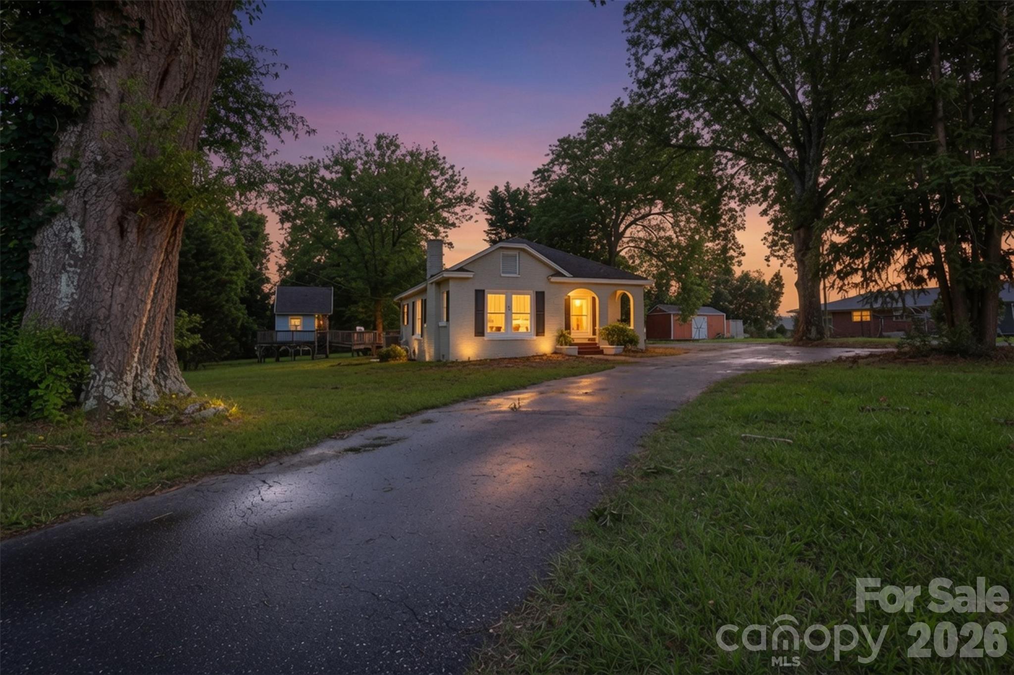 623 E Ohio Avenue — Bessemer City
