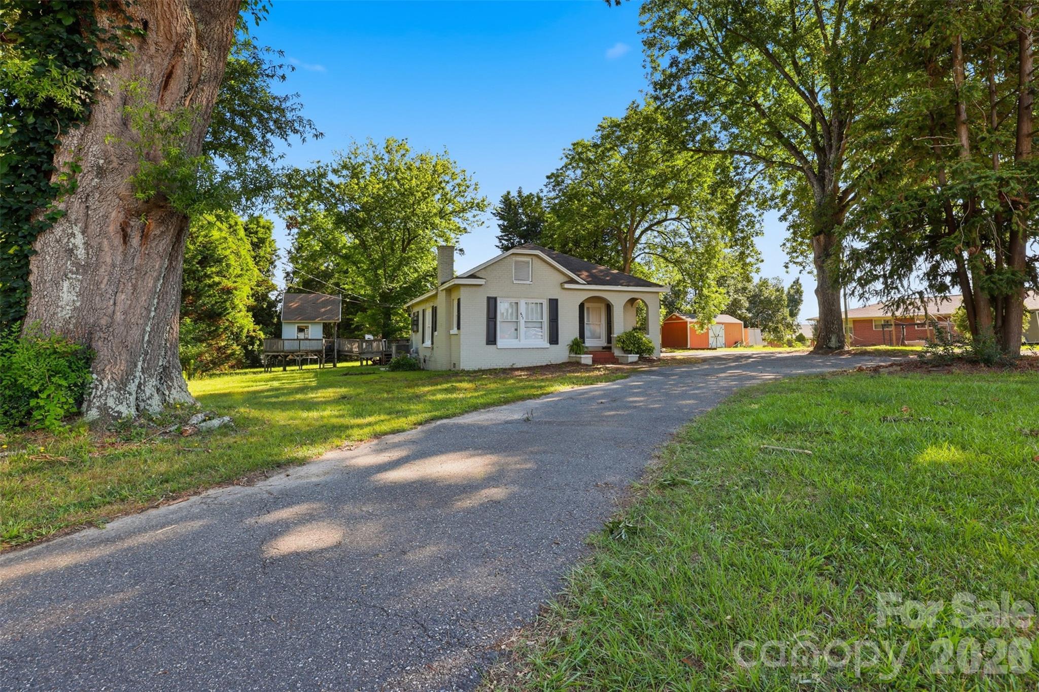 623 E Ohio Avenue — Bessemer City