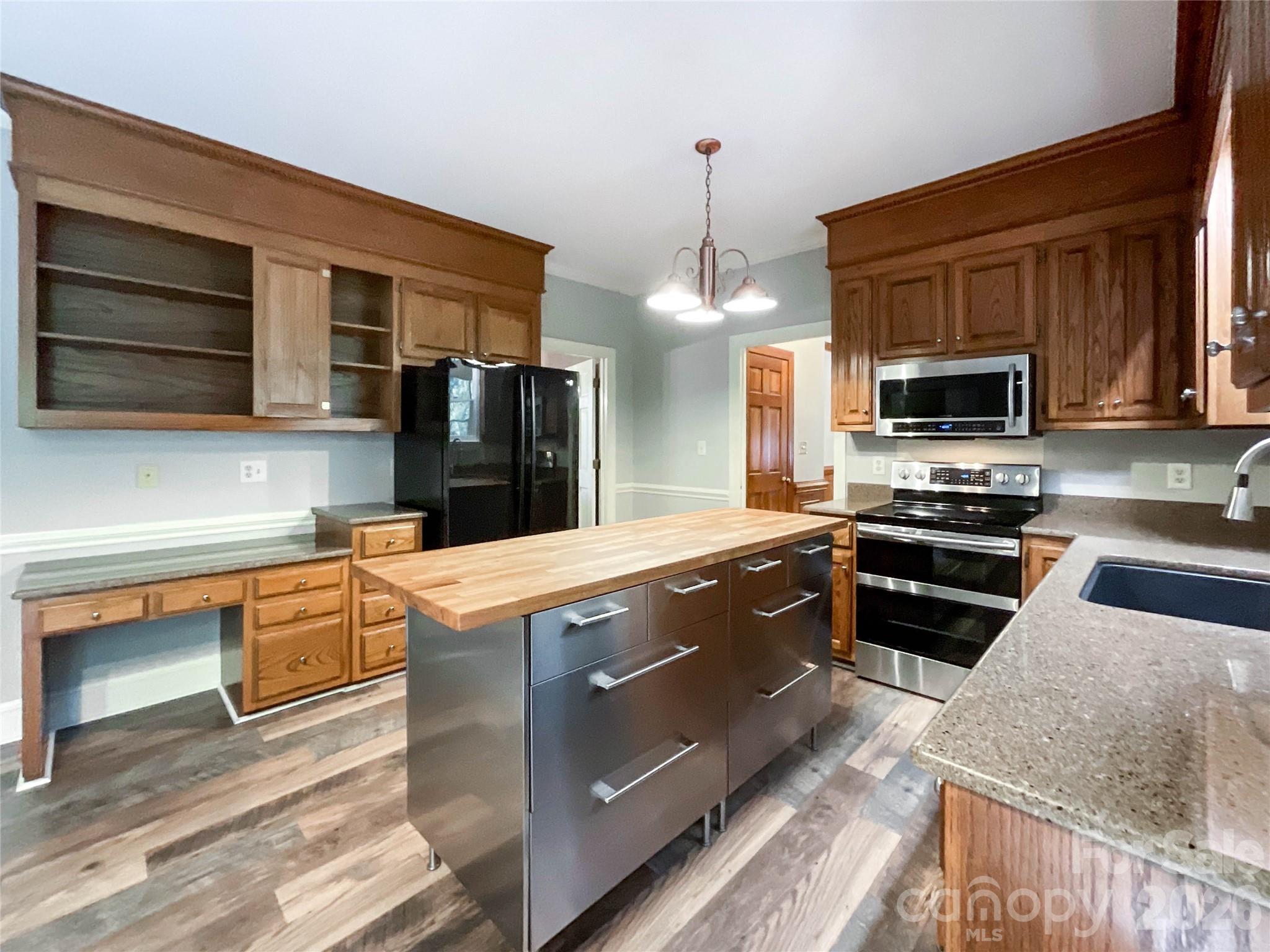 7151 Forest Ridge Road — Weddington