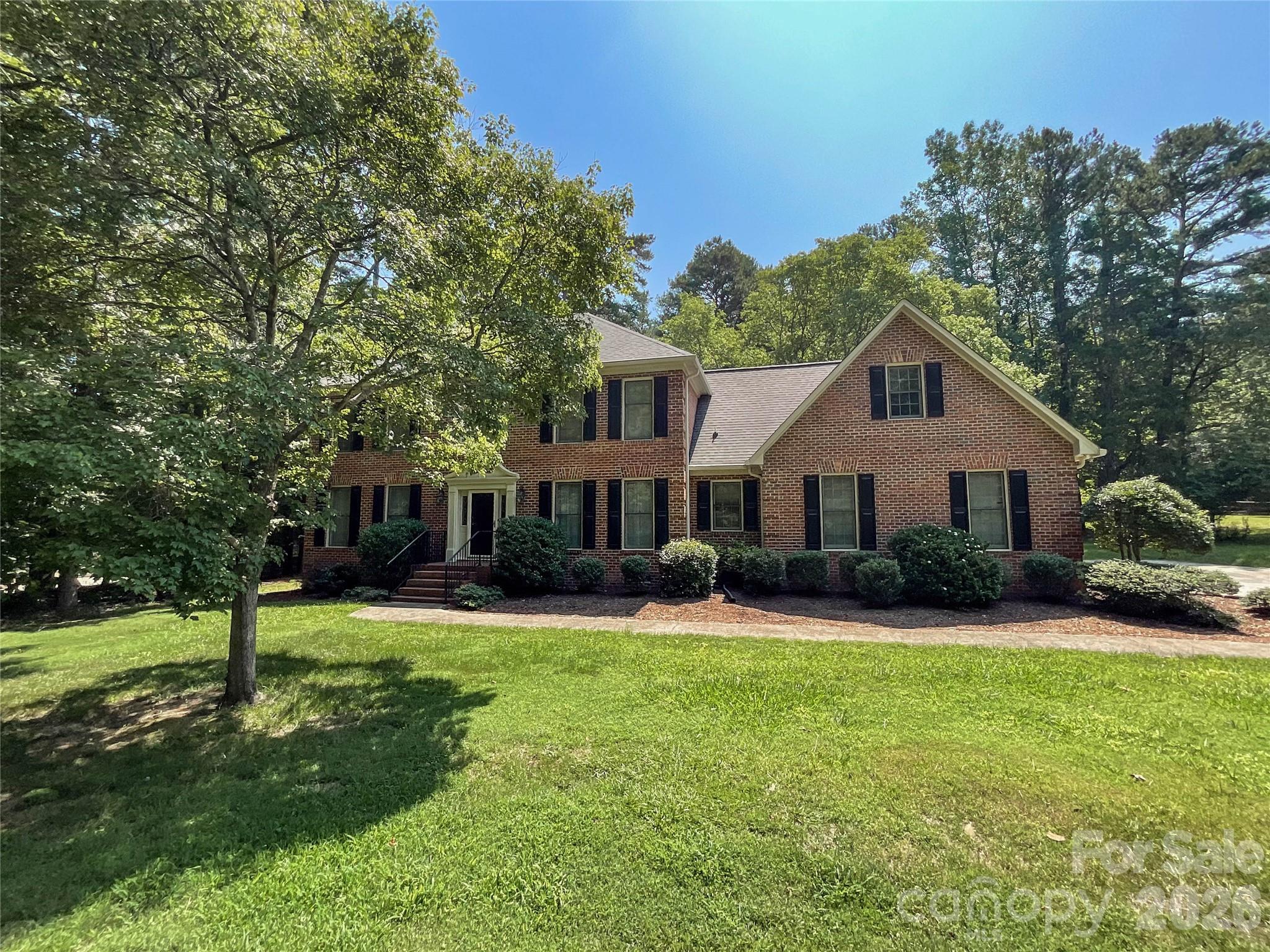 7151 Forest Ridge Road — Weddington