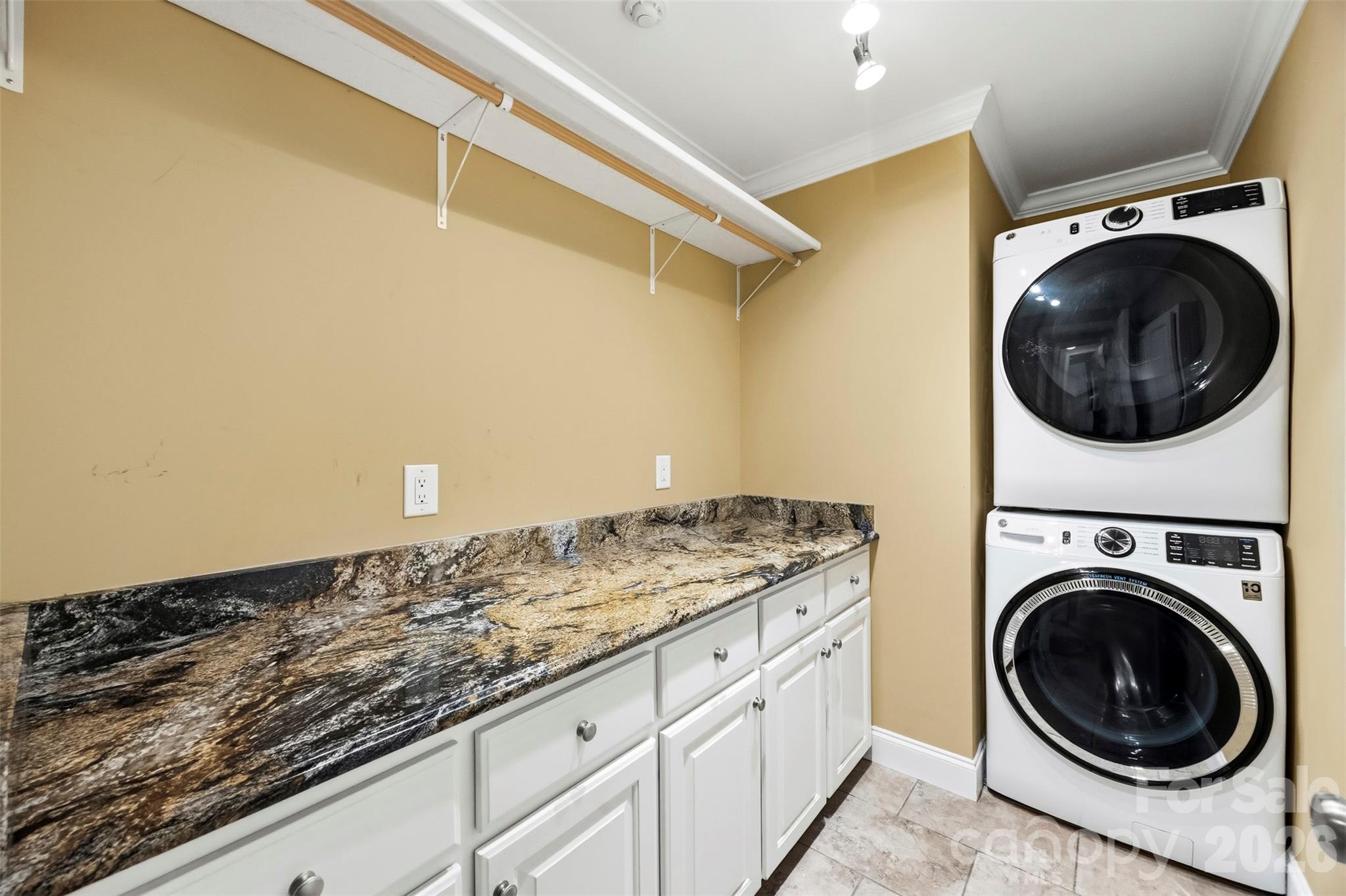 100 Jason Drive — Kings Mountain