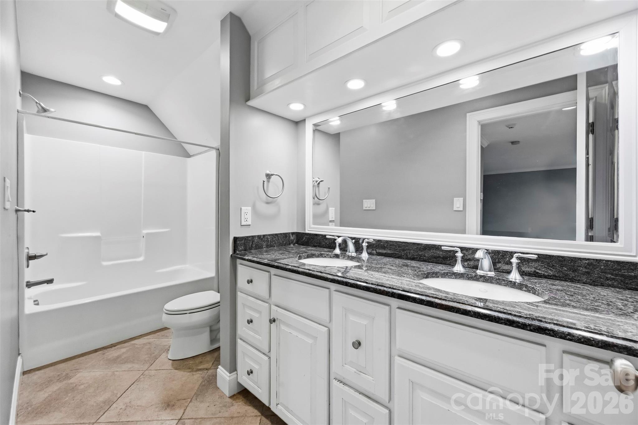 100 Jason Drive — Kings Mountain