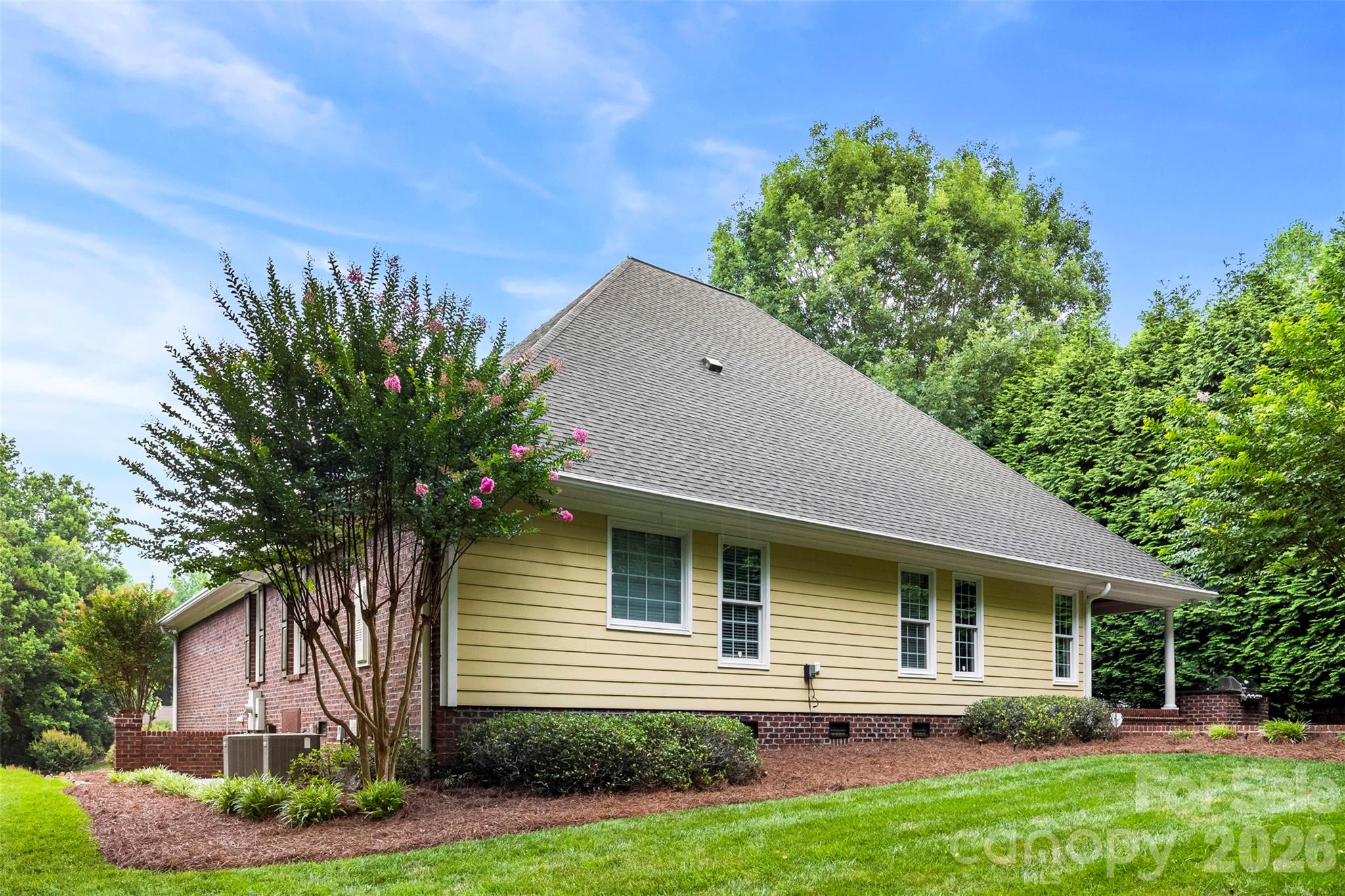 100 Jason Drive — Kings Mountain