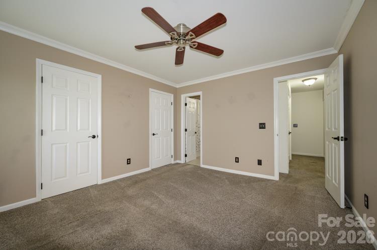 3605 Colony Crossing Drive — Charlotte