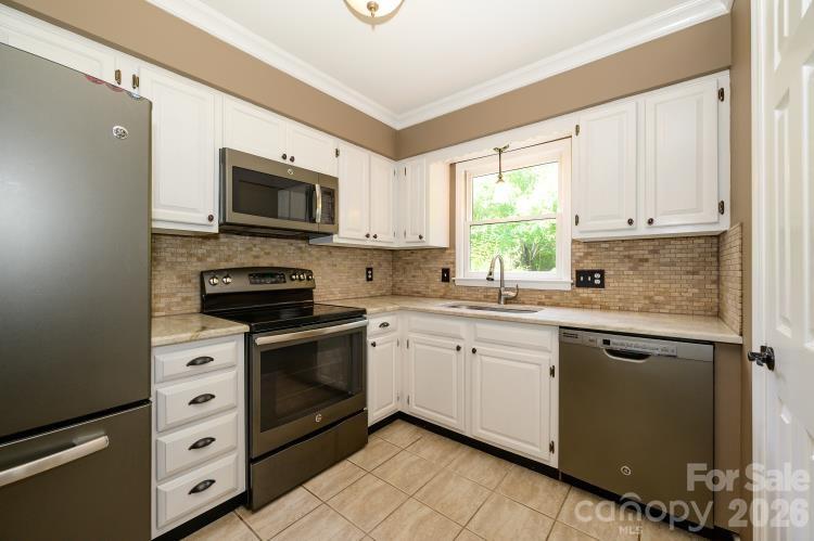 3605 Colony Crossing Drive — Charlotte