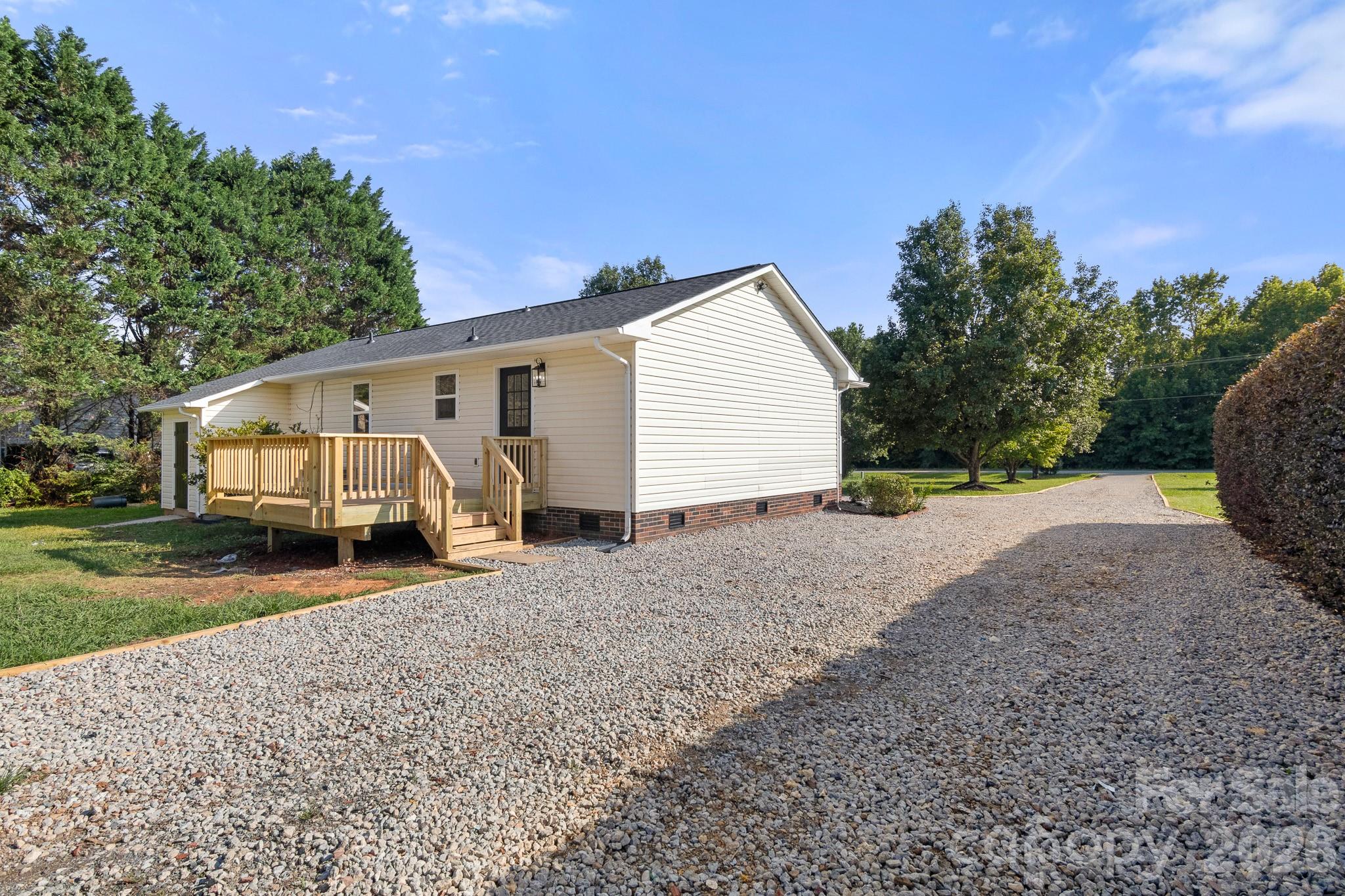 2805 Chester Highway — York
