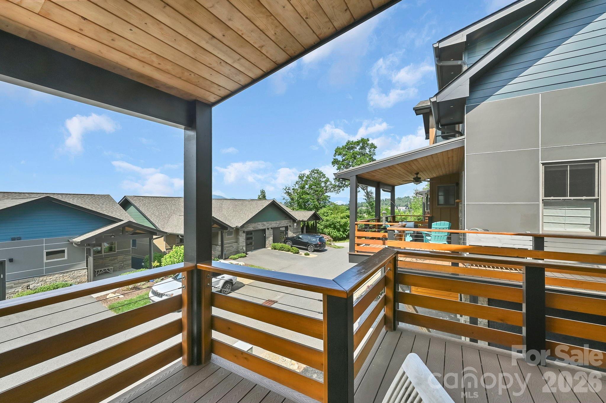406 Kessler Place — Asheville