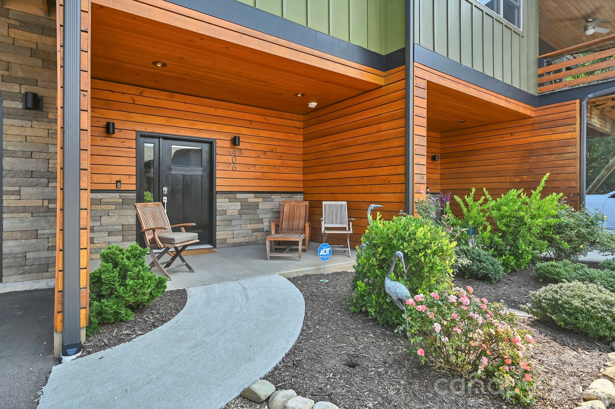 406 Kessler Place — Asheville