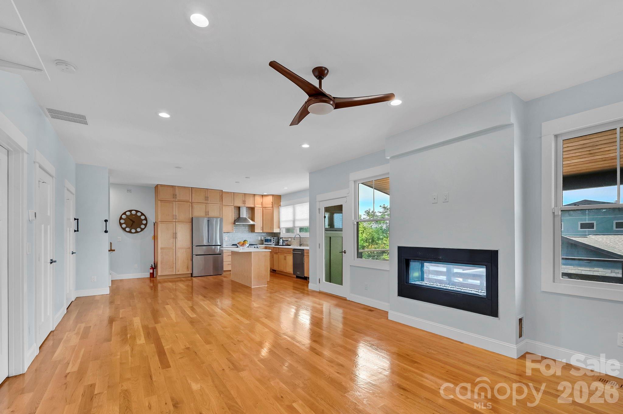 406 Kessler Place — Asheville